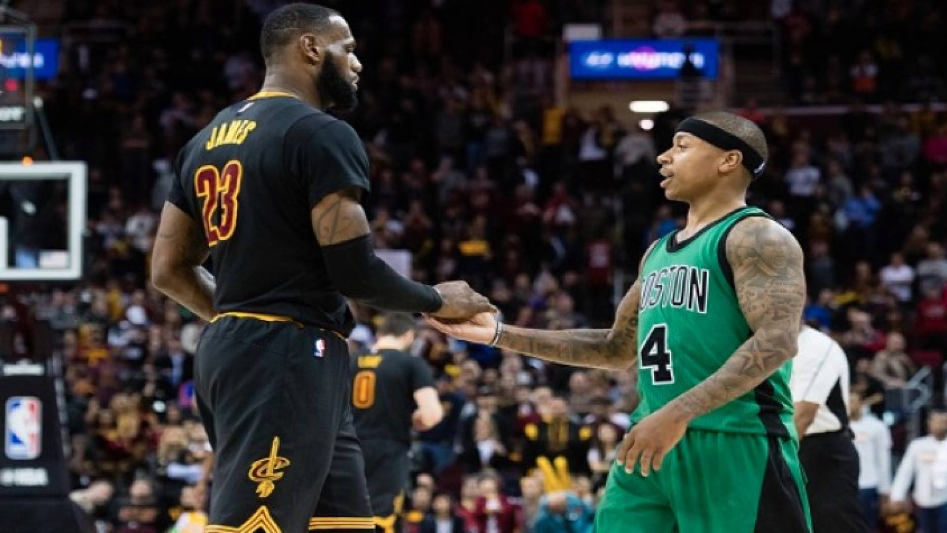 كافالييرز يحسم مباراة القمة مع بوسطن