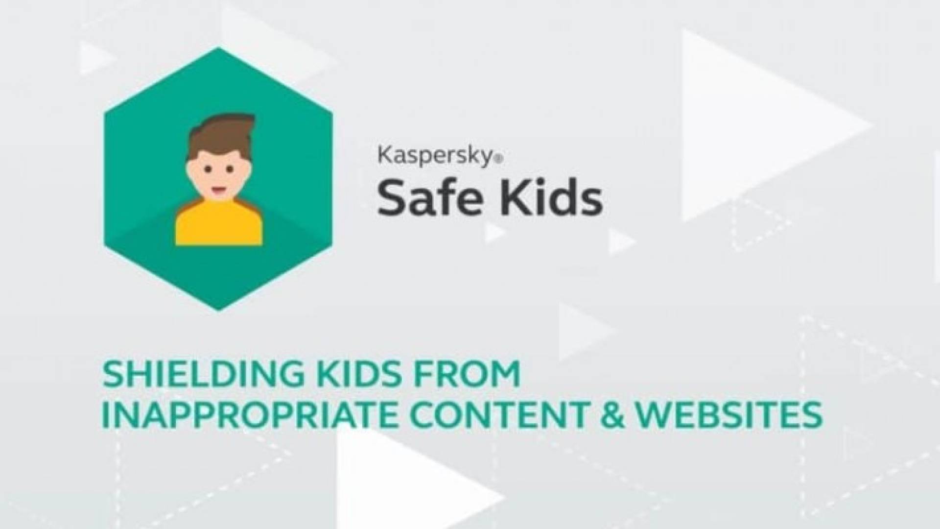 ثلث الآباء يشعرون بالعجز حيال التحكم بأنشطة أطفالهم على الإنترنت