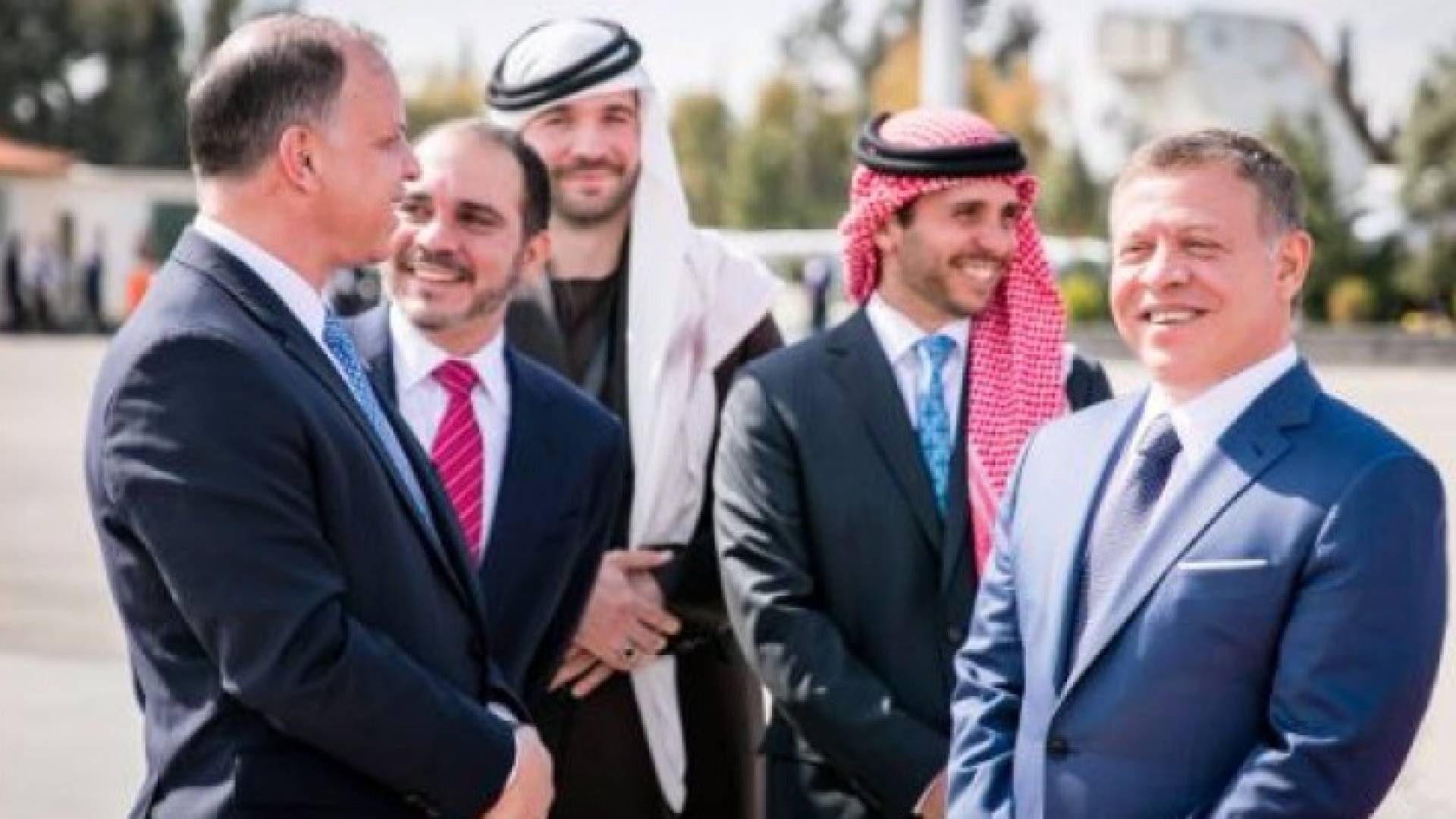 الصورة التي نشرها جلالة الملك على تويتر 