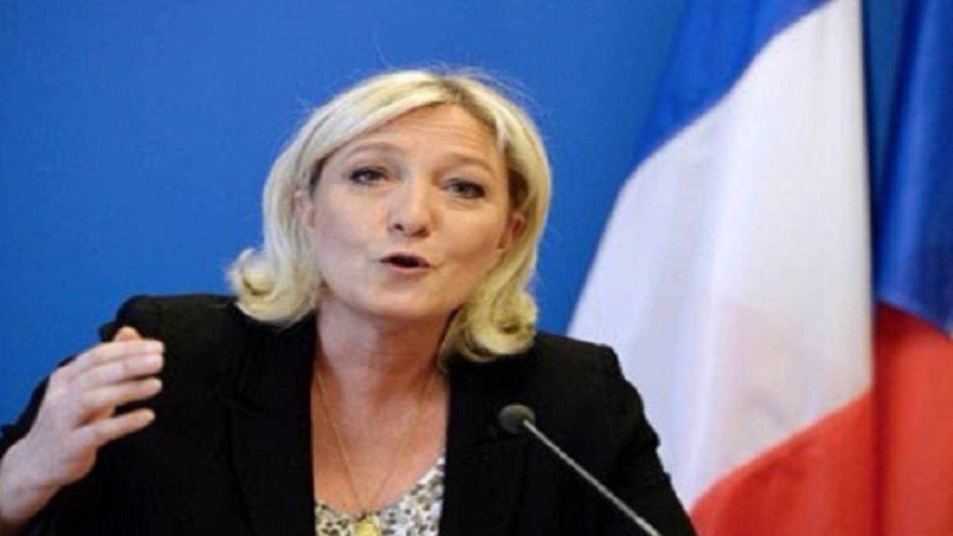 رشحة حزب الجبهة الوطنية اليميني المتطرف مارين لوبن