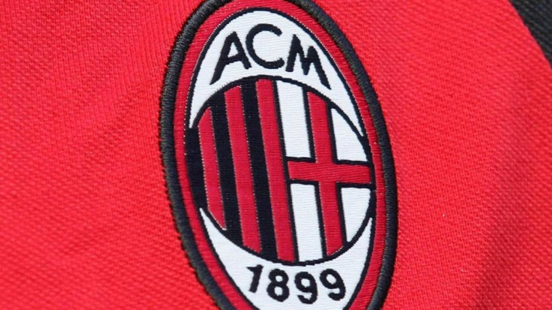 شعار نادي ميلانو الإيطالي 