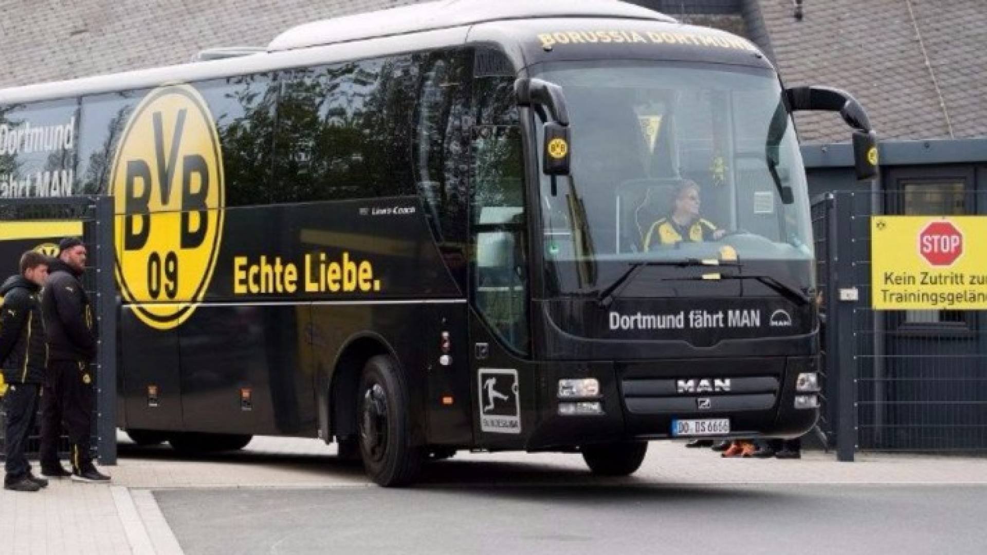 بارترا يصف انفجارات حافلة دورتموند بأنها أسوأ تجربة في حياته