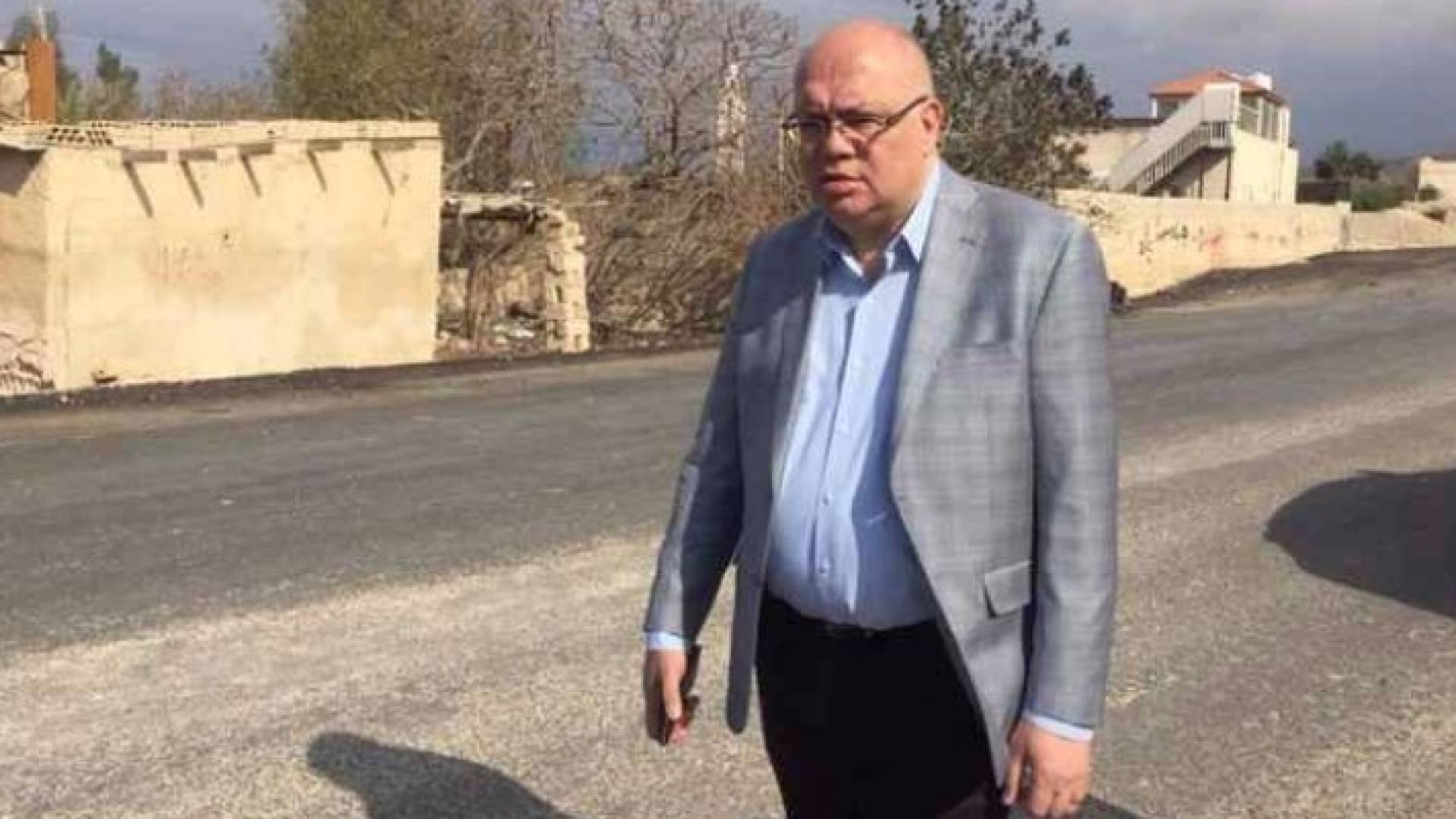 وزير الأشغال في جولة تفقدية لطريق الكفرين