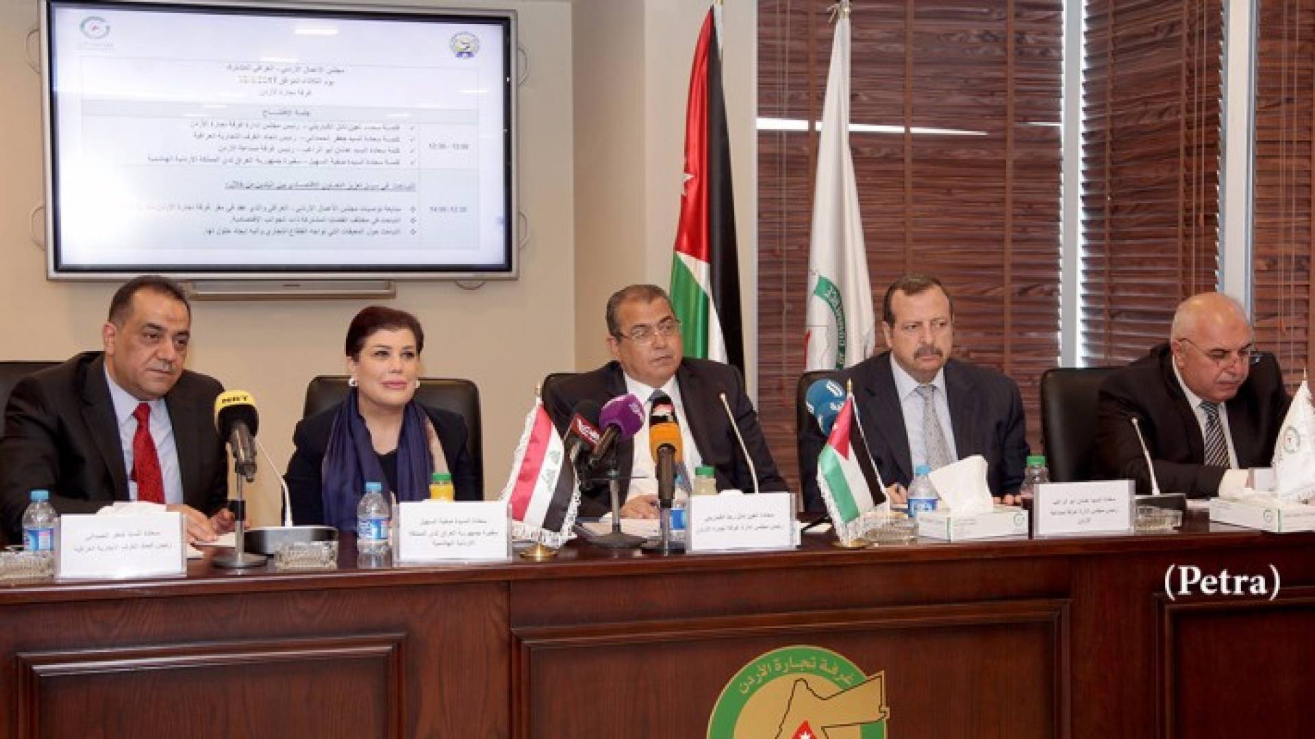 الاردن والعراق: تذليل الصعوبات لتحفيز التجارة البينية