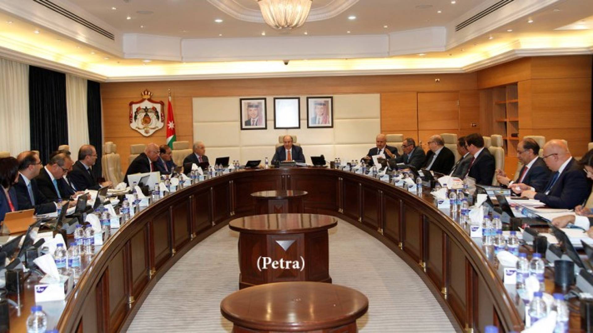 تفاصيل قرارات مجلس الوزراء 