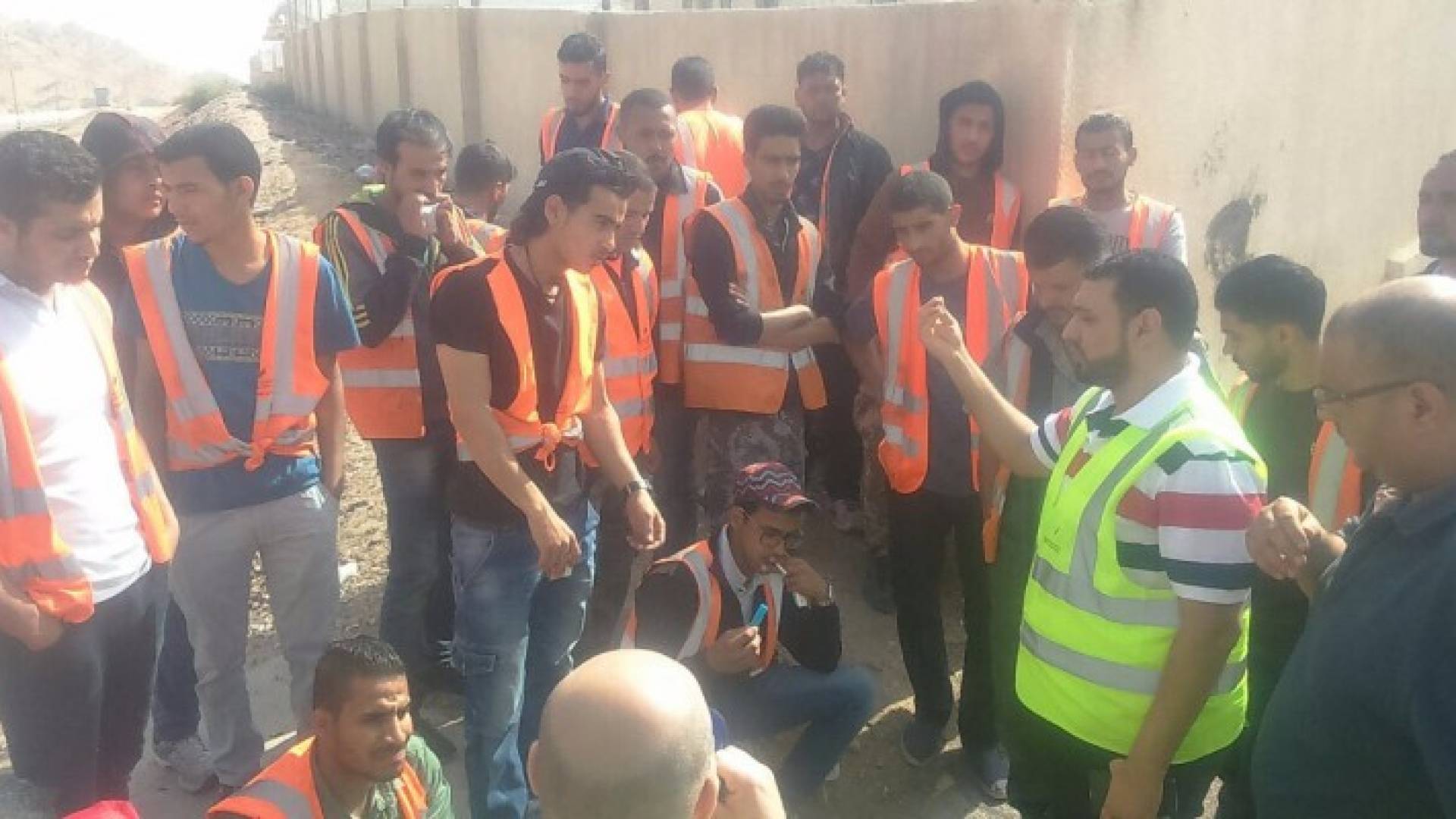 عاملو "العقبة للنقل" يعودون للعمل
