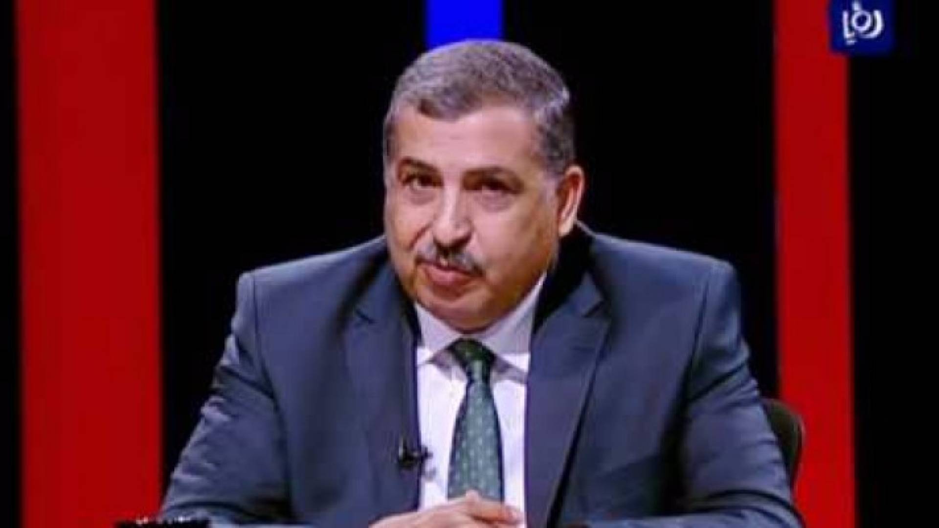 وزير العمل علي ظاهر الغزاوي