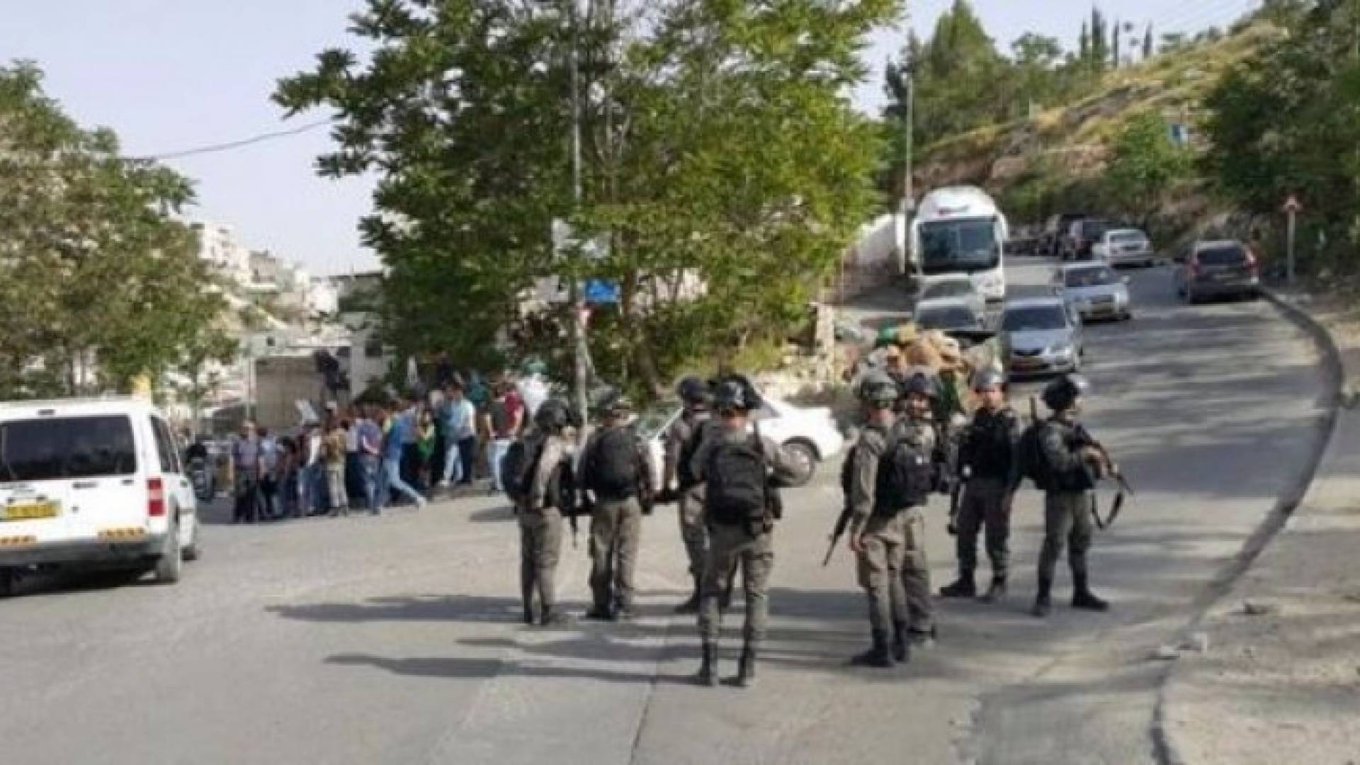 الاحتلال يقمع وقفة تضامنية مع الأسرى بسلوان