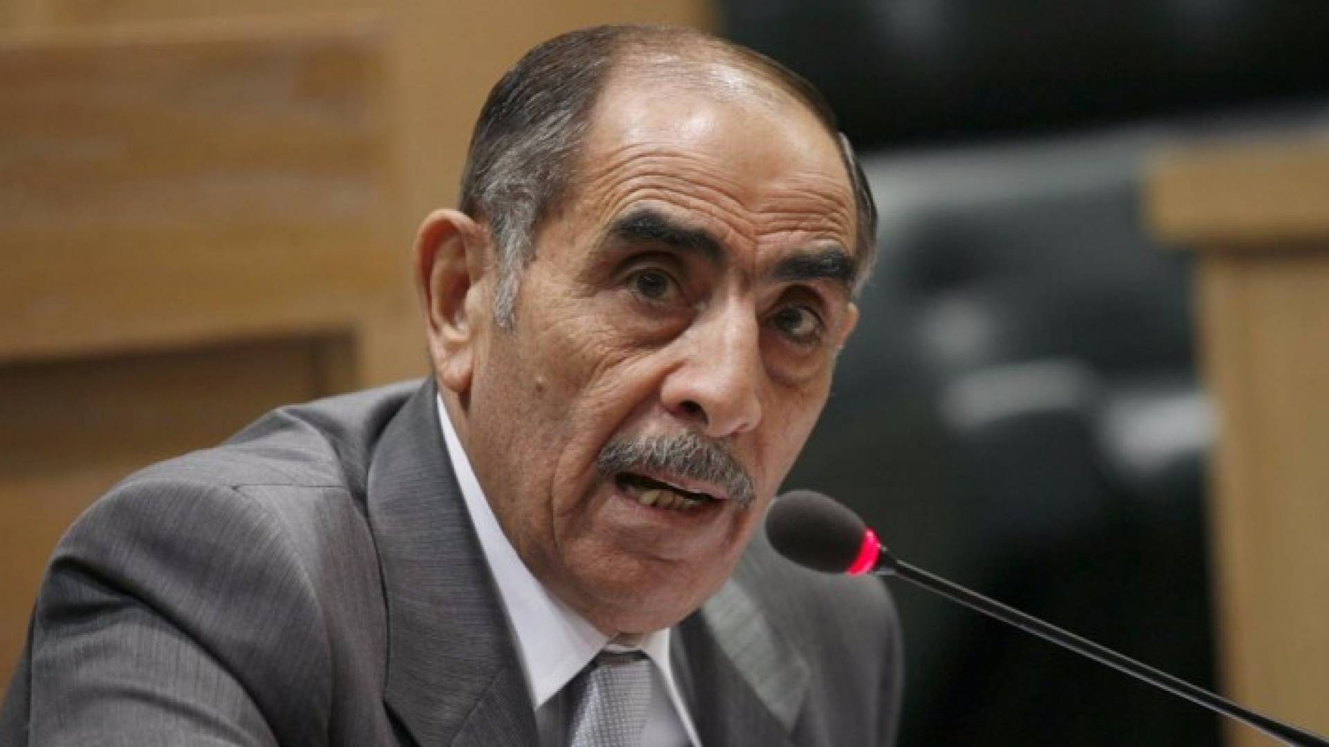 وزير الداخلية غالب الزعبي