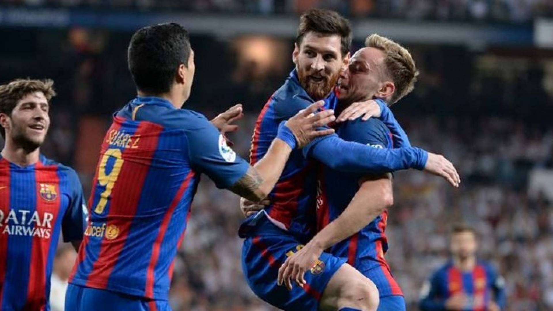 برشلونة يقلب الطاولة على مدريد ويفوز بثلاثة أهداف مقابل هدفين