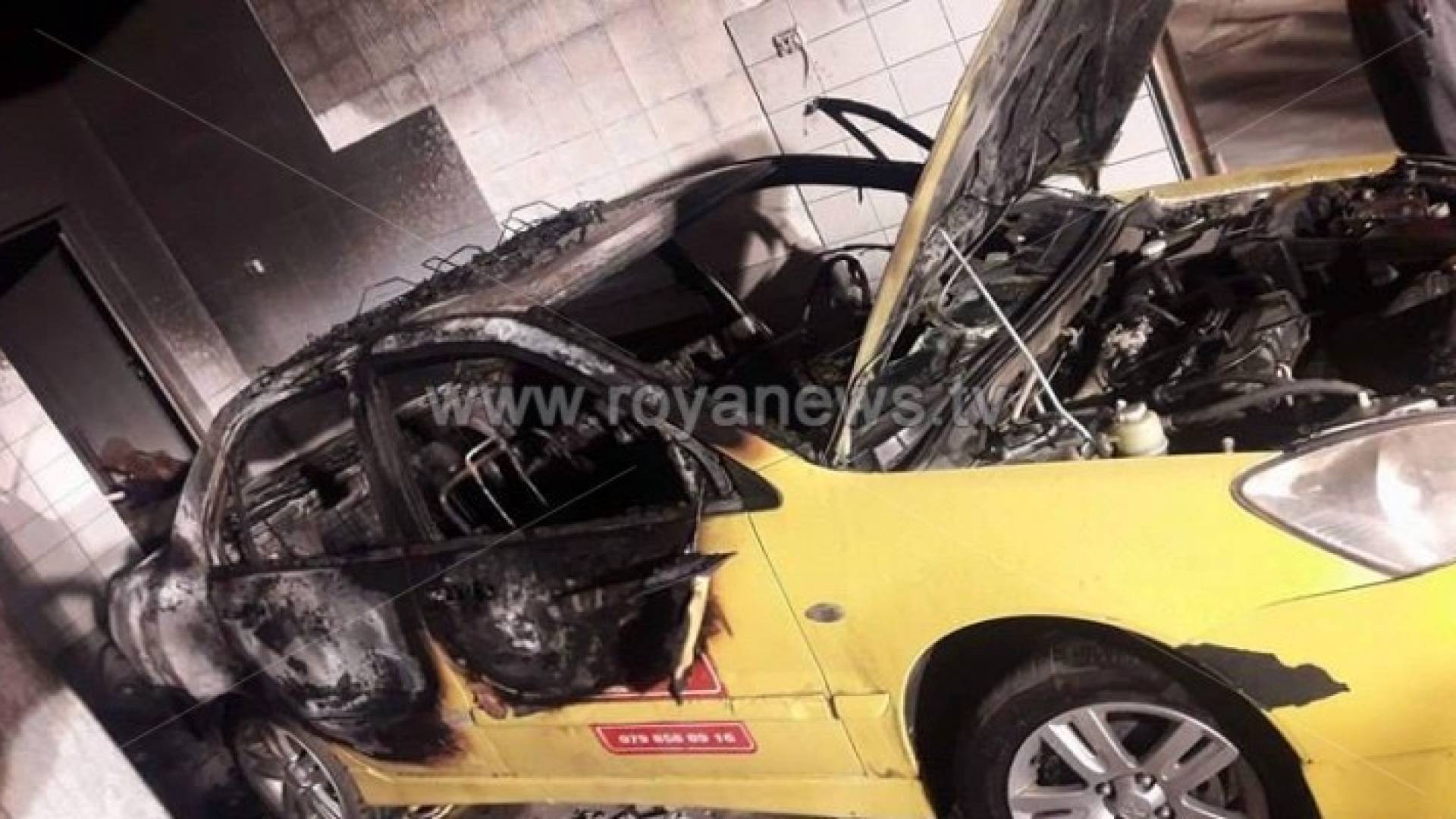 حريق تاكسي داخل محطة محروقات باربد 