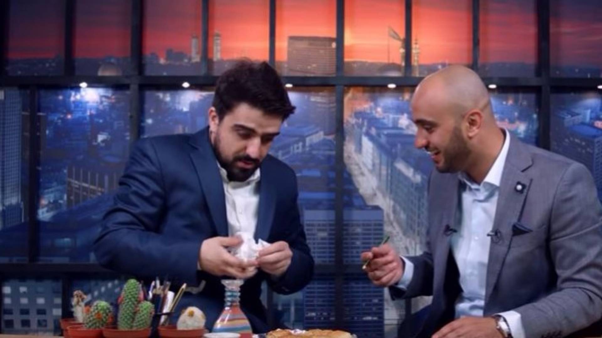 من الحلقة