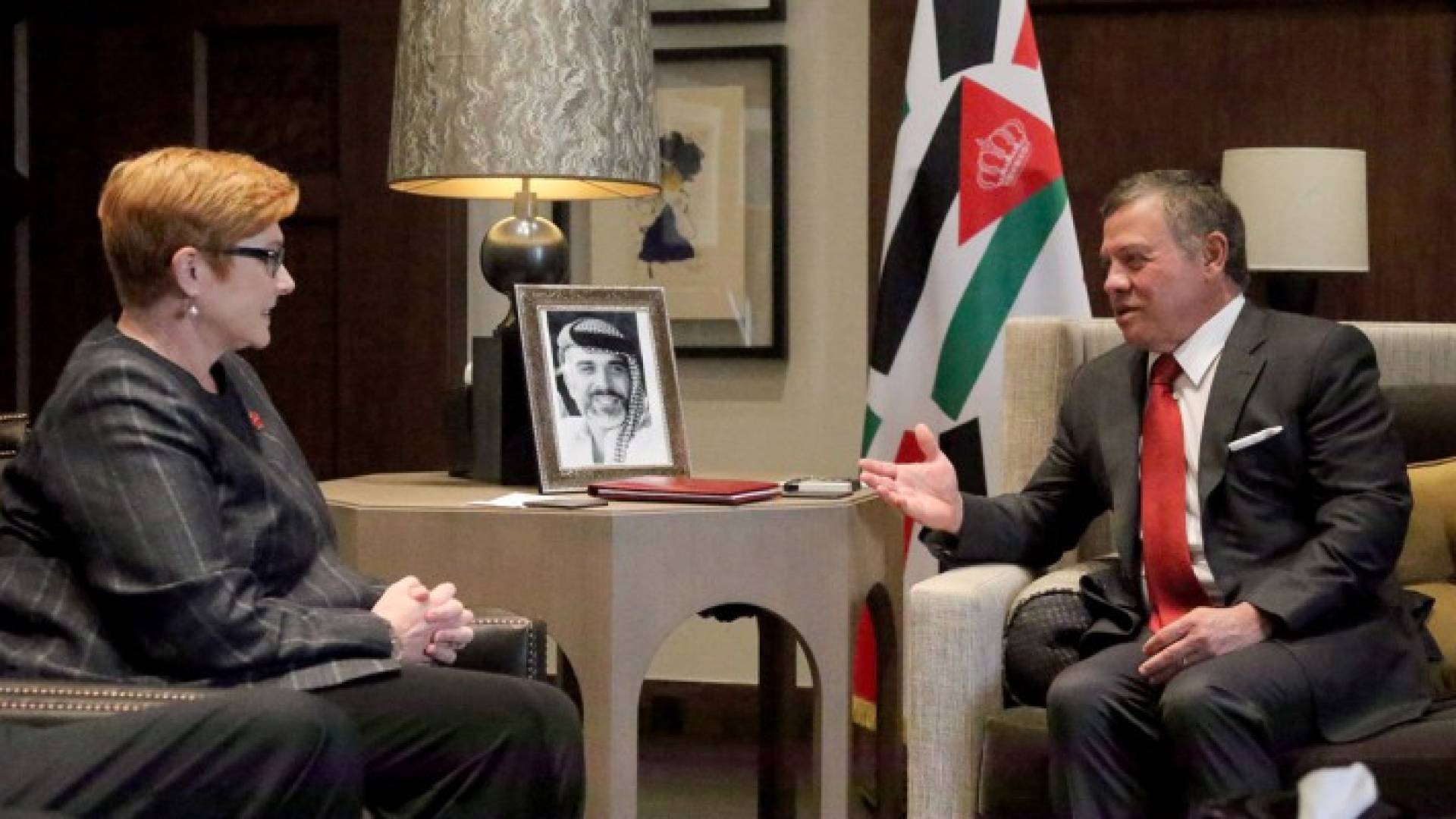 الملك يستقبل وزيرة الدفاع الأسترالية