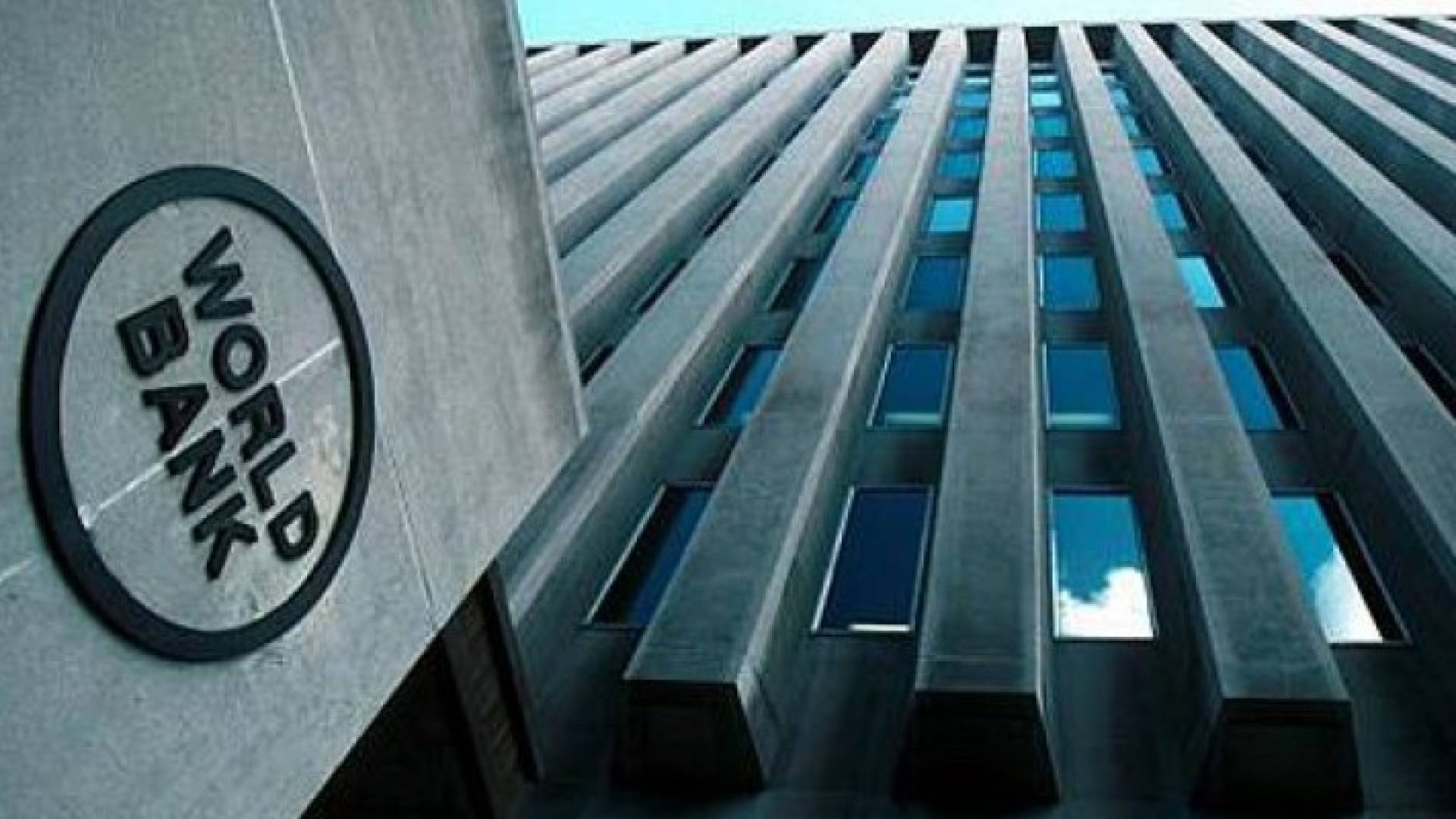 البنك الدولي يتوقع استقرار اسعار النفط لهذا العام