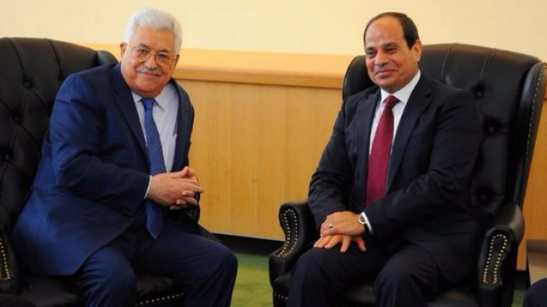 الرئيس المصري والرئيس الفلسطيني 