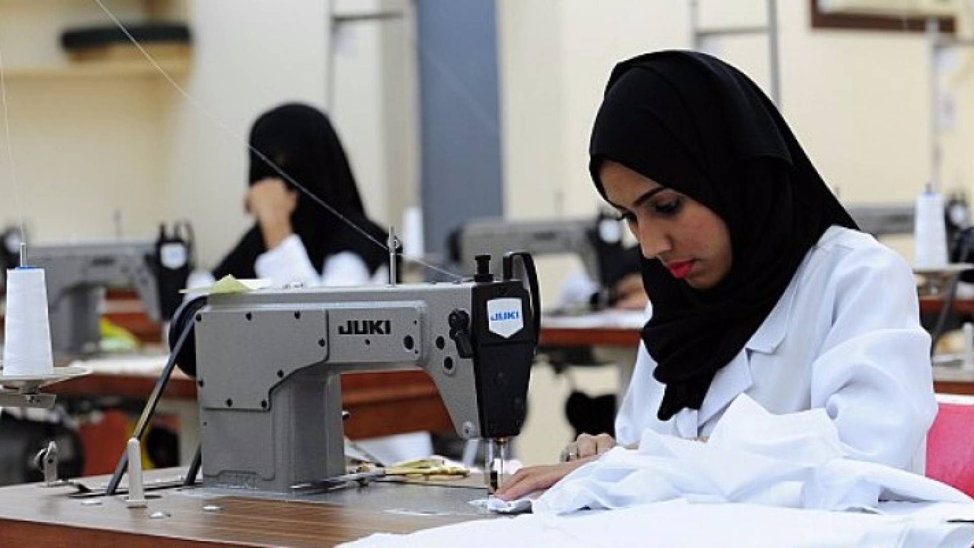 نساء عاملات 