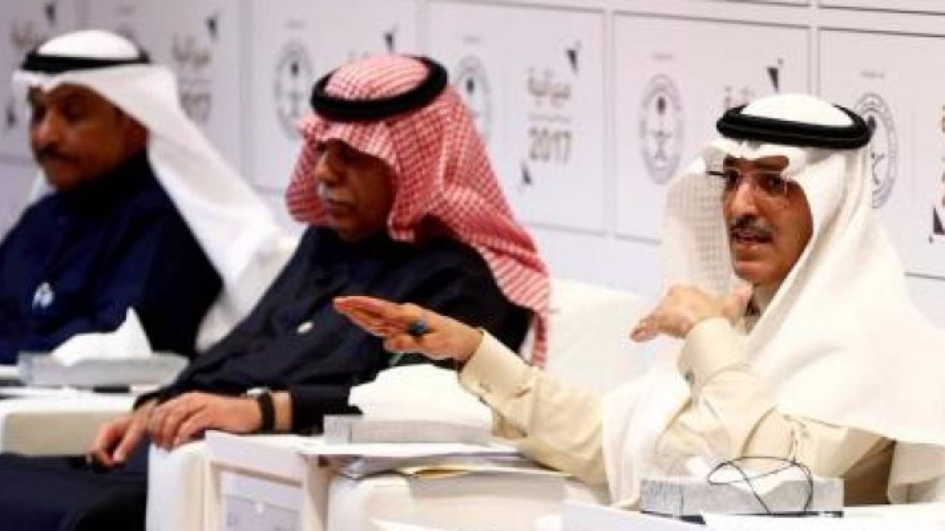 وزير المالية السعودي محمد الجدعان يتحدث خلال مؤتمر صحفي - رويترز 