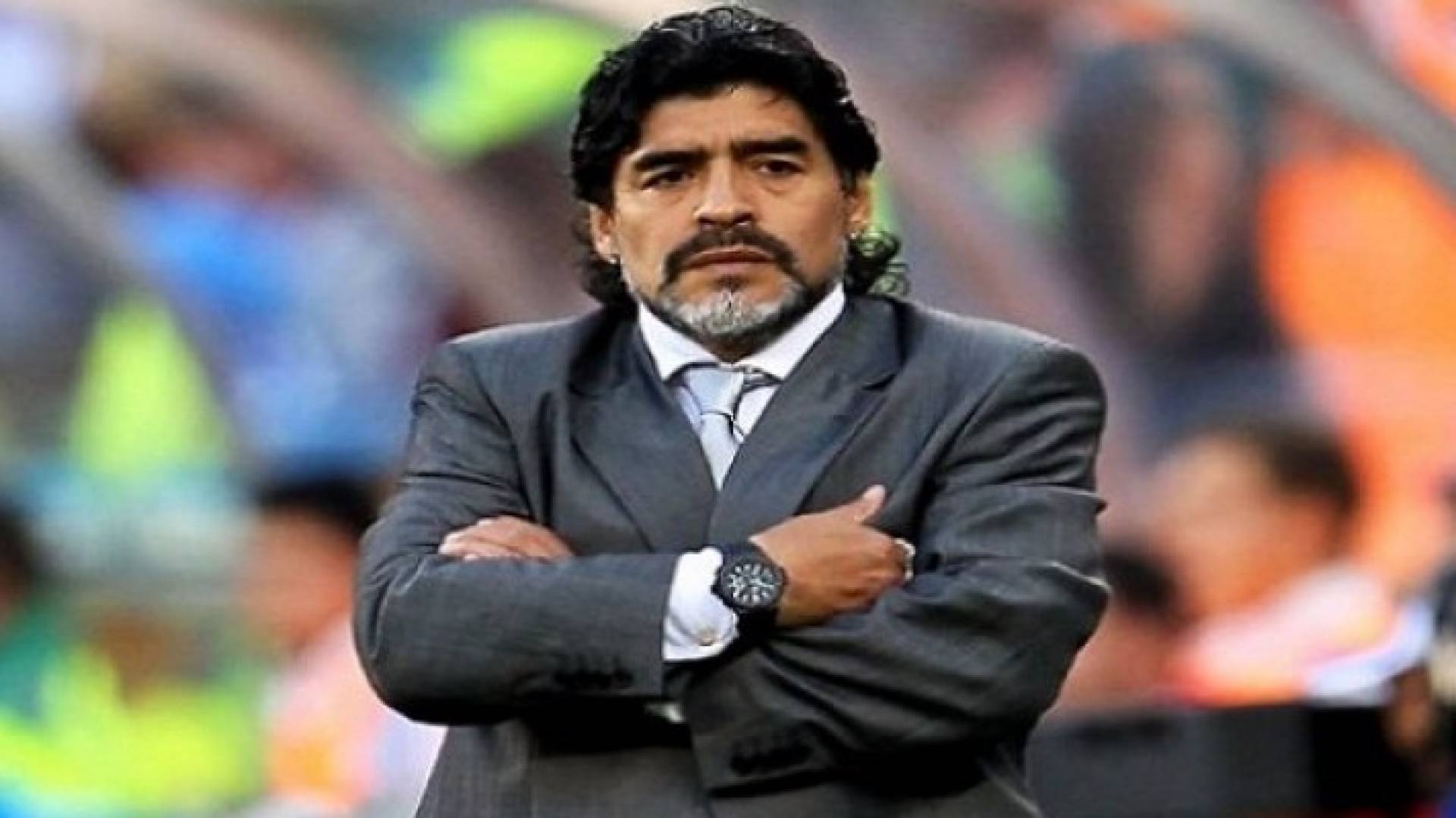 أسطورة كرة القدم الأرجنتينية دييغو أرماندو مارادونا