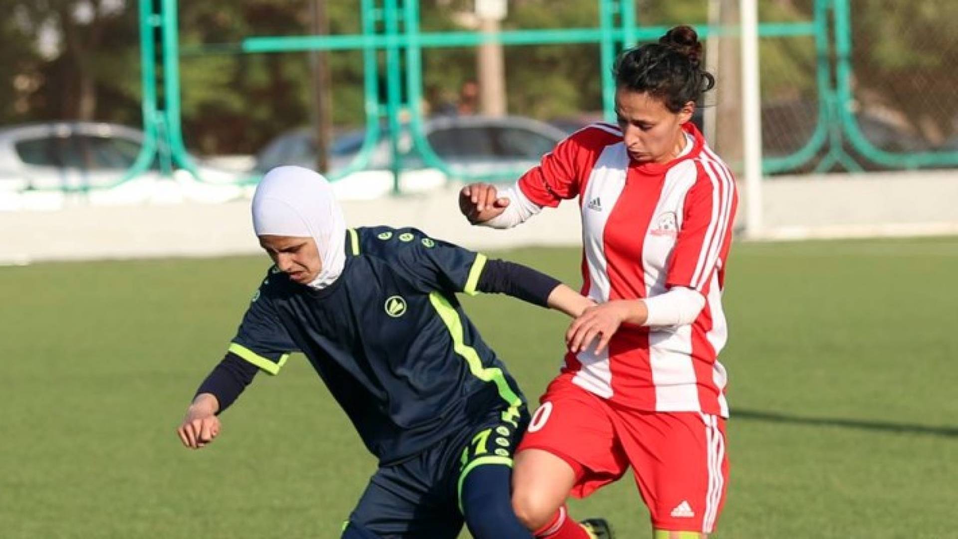 عمان يحسم قمة الدوري النسوي.. والارثوذكسي يحقق الفوز الأول