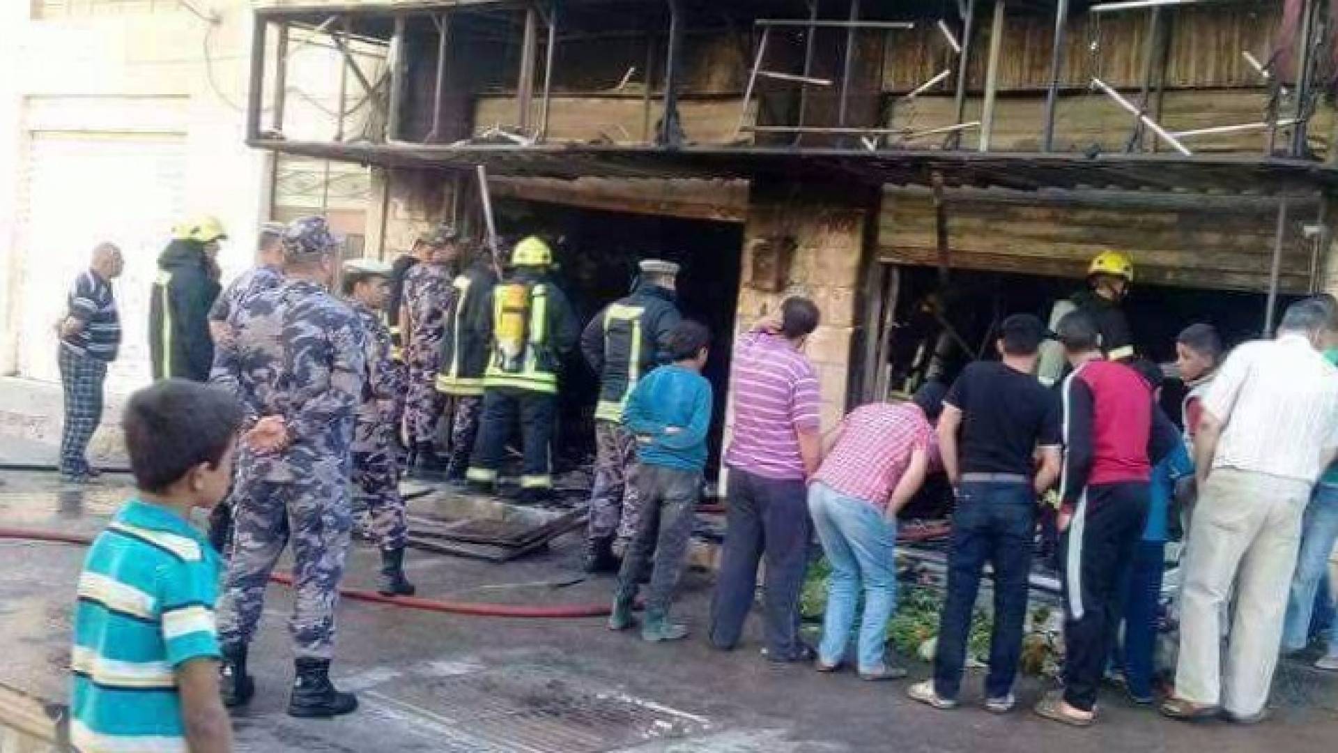 شهدت الصريح حرق منازل ومحال تجارية 