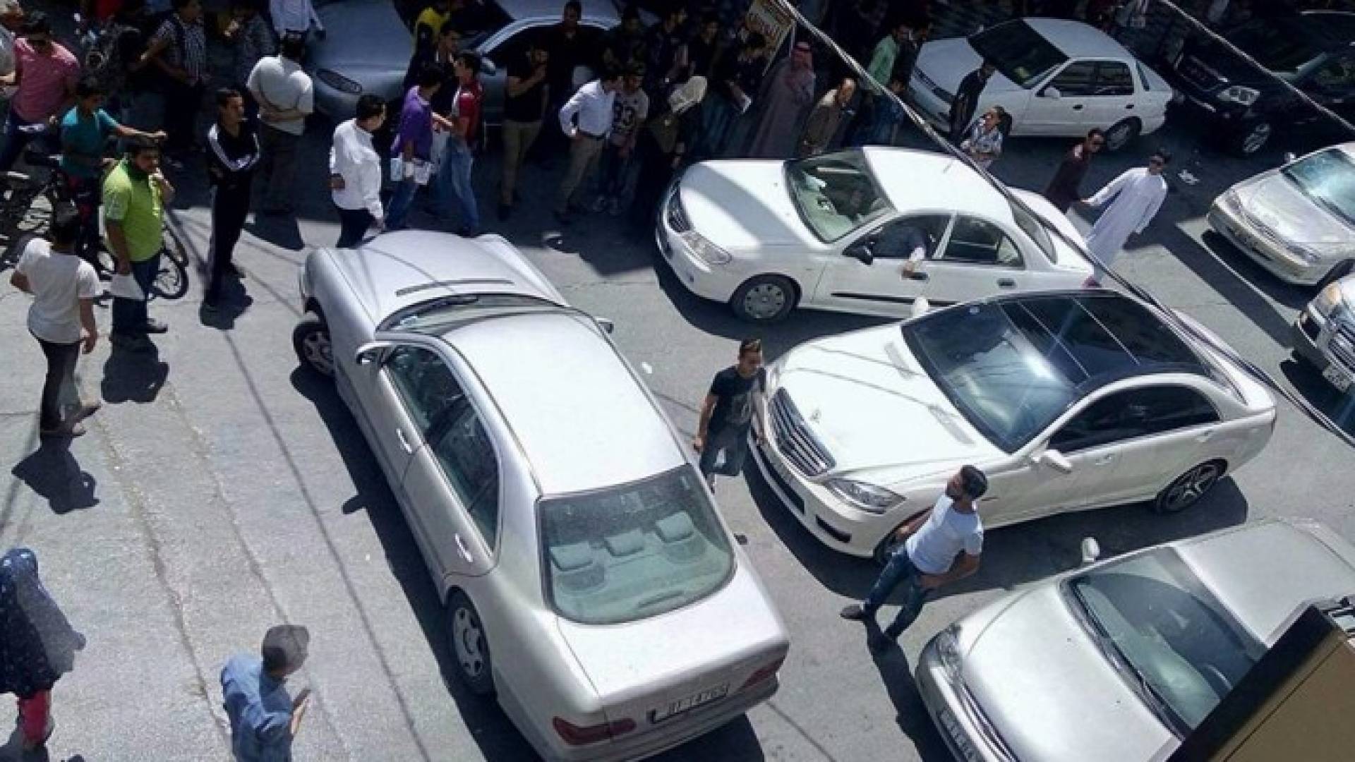 الصور من شهود عيان