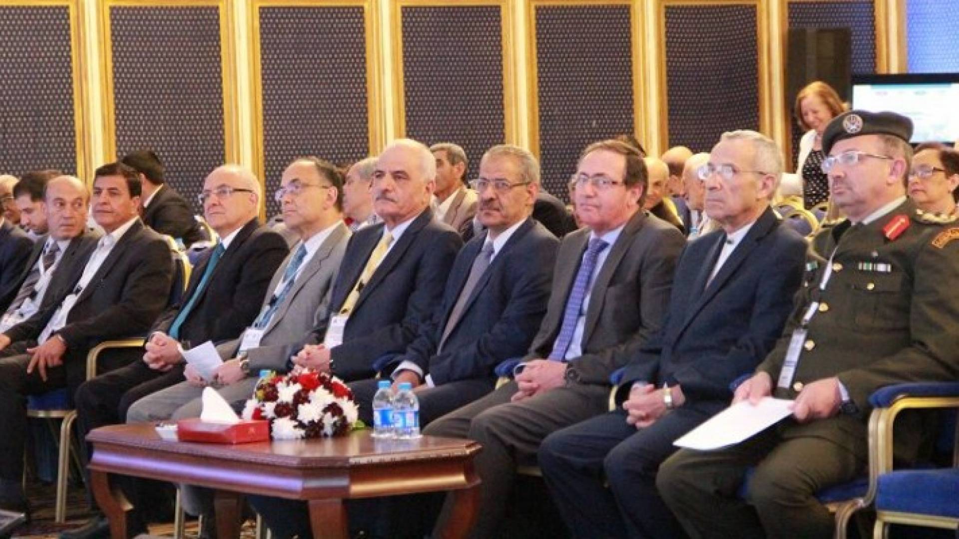 وزير البيئة يفتتح فعاليات المؤتمر الخامس لجمعية اطباء السكري والغدد الصم