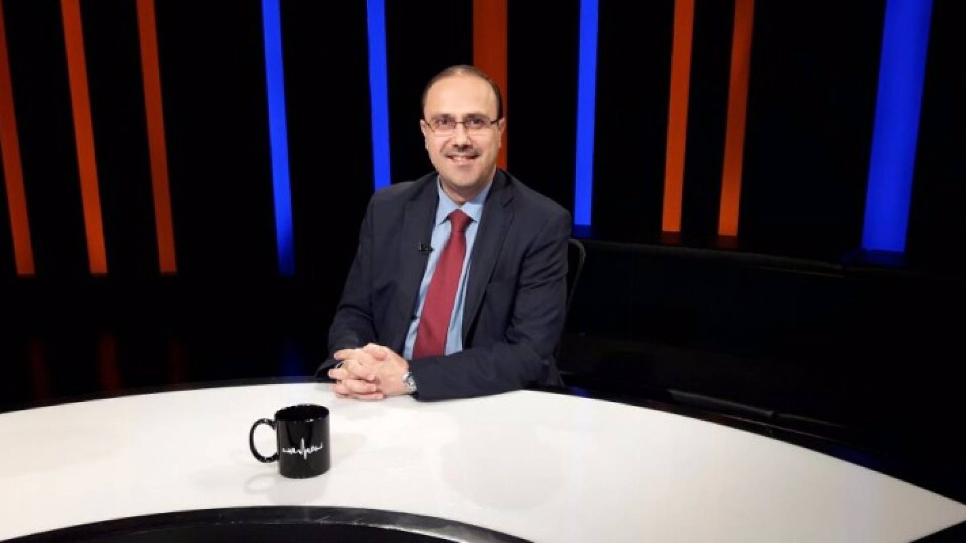 وزير الإعلام محمد المومني