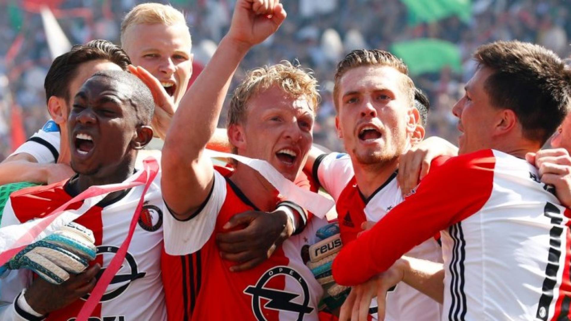 كاوت يعتزل "المستطيل الأخضر" رسميا