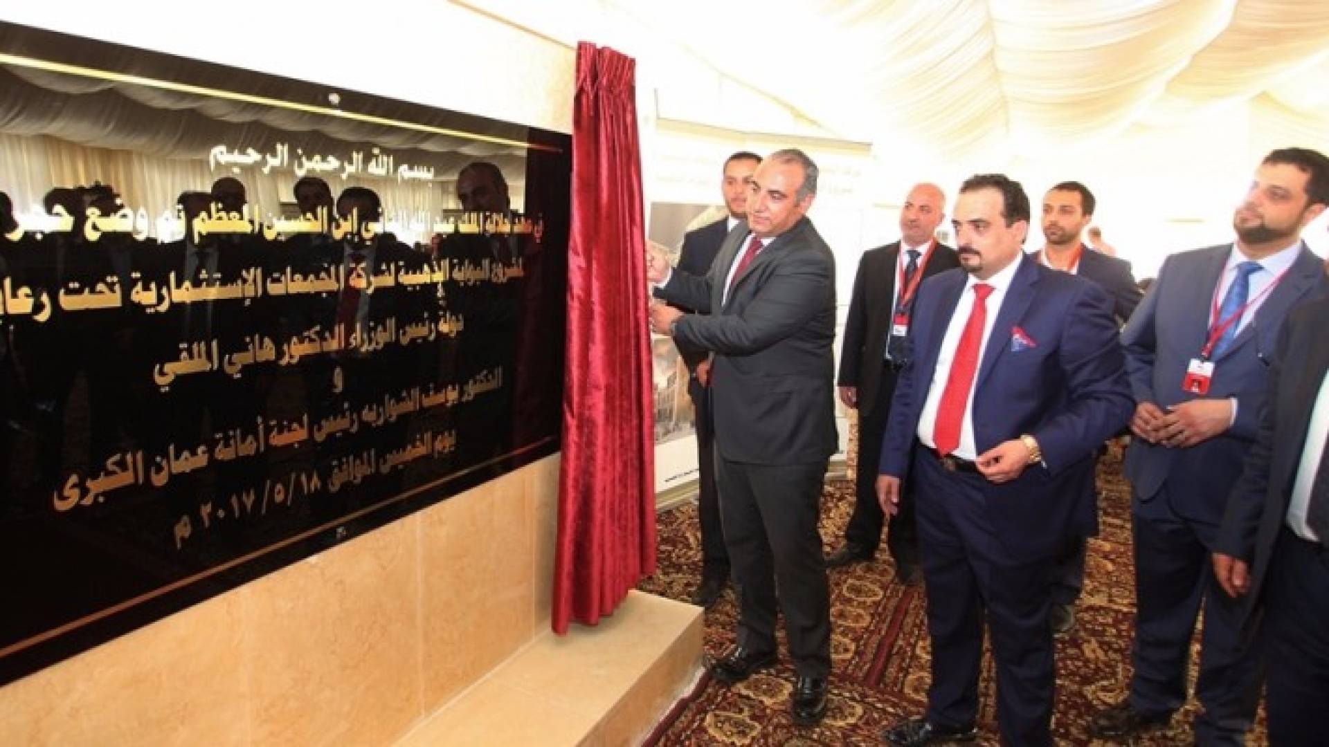 الشواربة يضع حجر الأساس لمشروعي  أبراج عبدون و البوابة الذهبية