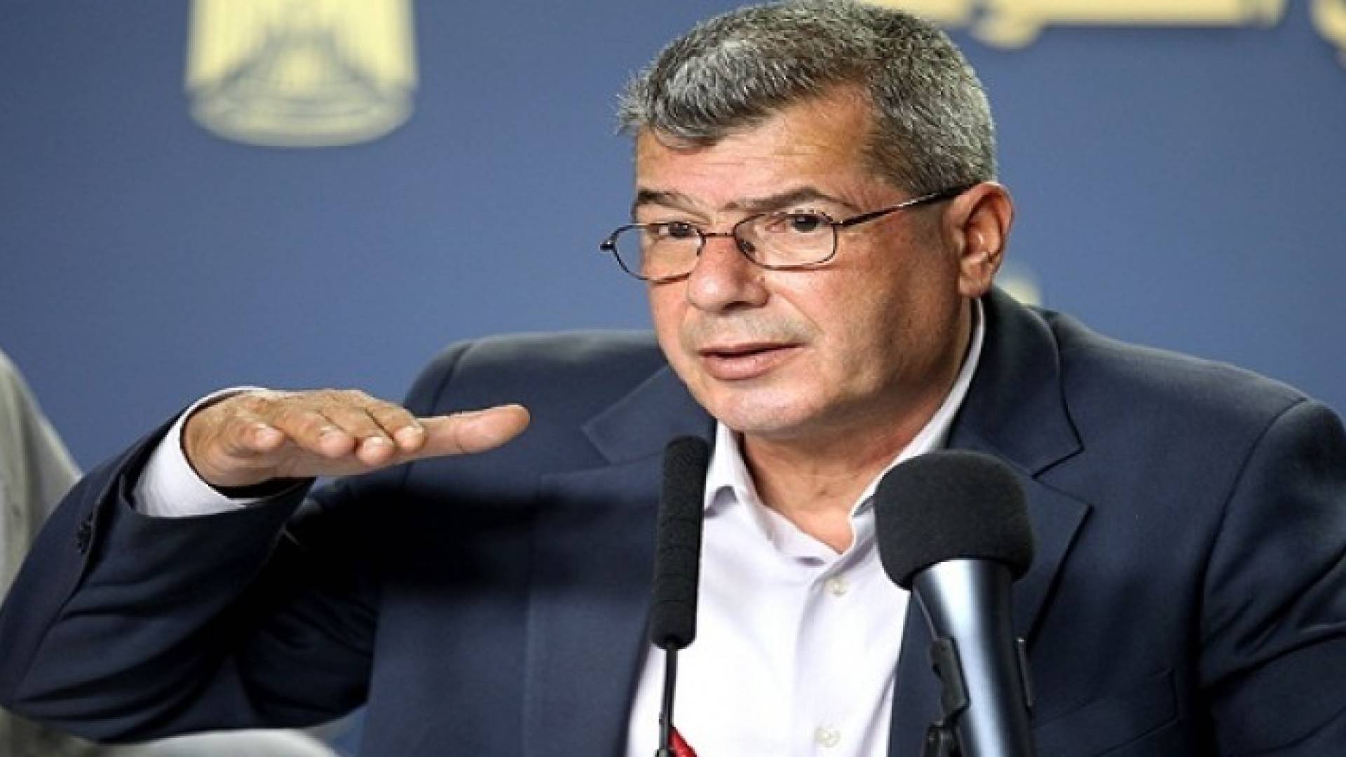 رئيس هيئة شؤون الأسرى والمحررين الفلسطينيين عيسى قراقع