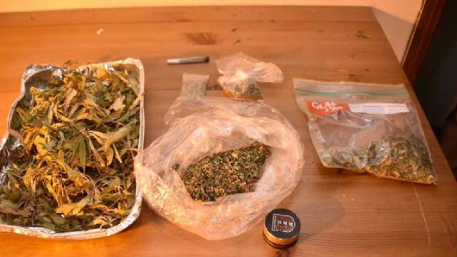 القبض على أردني يزرع الماريجوانا بمنزله بالكويت