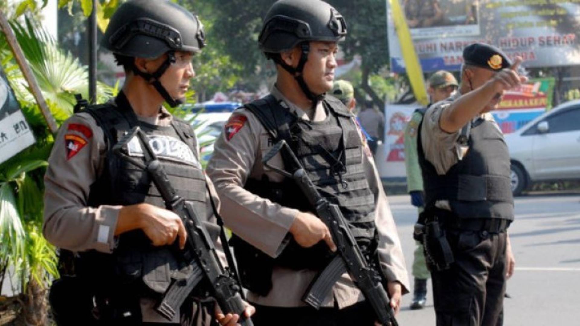 عناصر من الشرطة في إندونيسيا