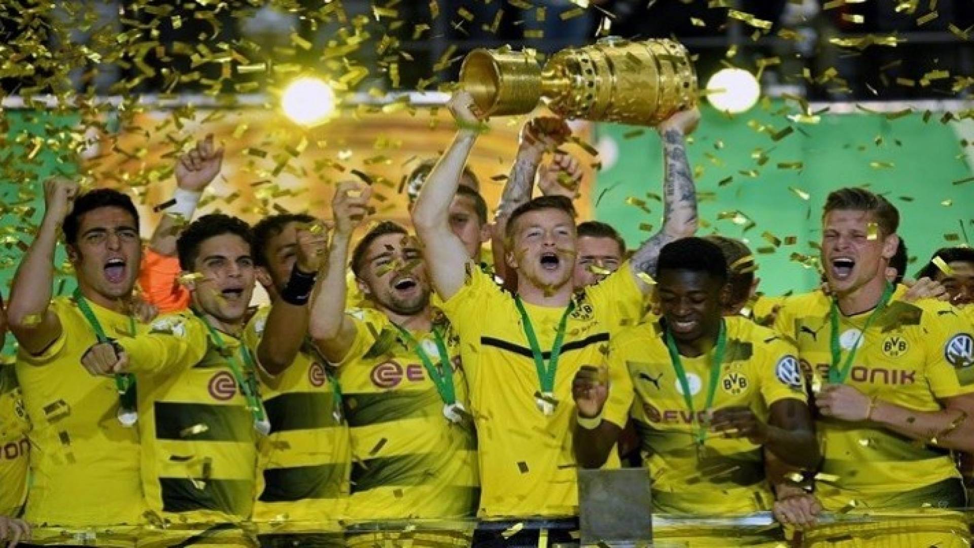 بوروسيا دورتموند يتوج بلقب كأس ألمانيا للمرة الرابعة