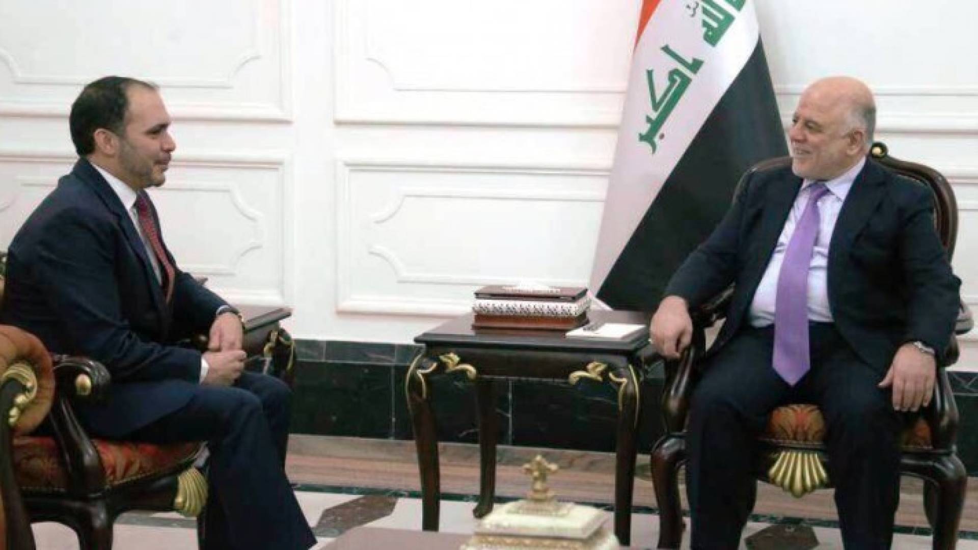 رئيس مجلس الوزراء الدكتور حيدر العبادي يستقبل رئيس الاتحاد الاردني لكرة القدم 
