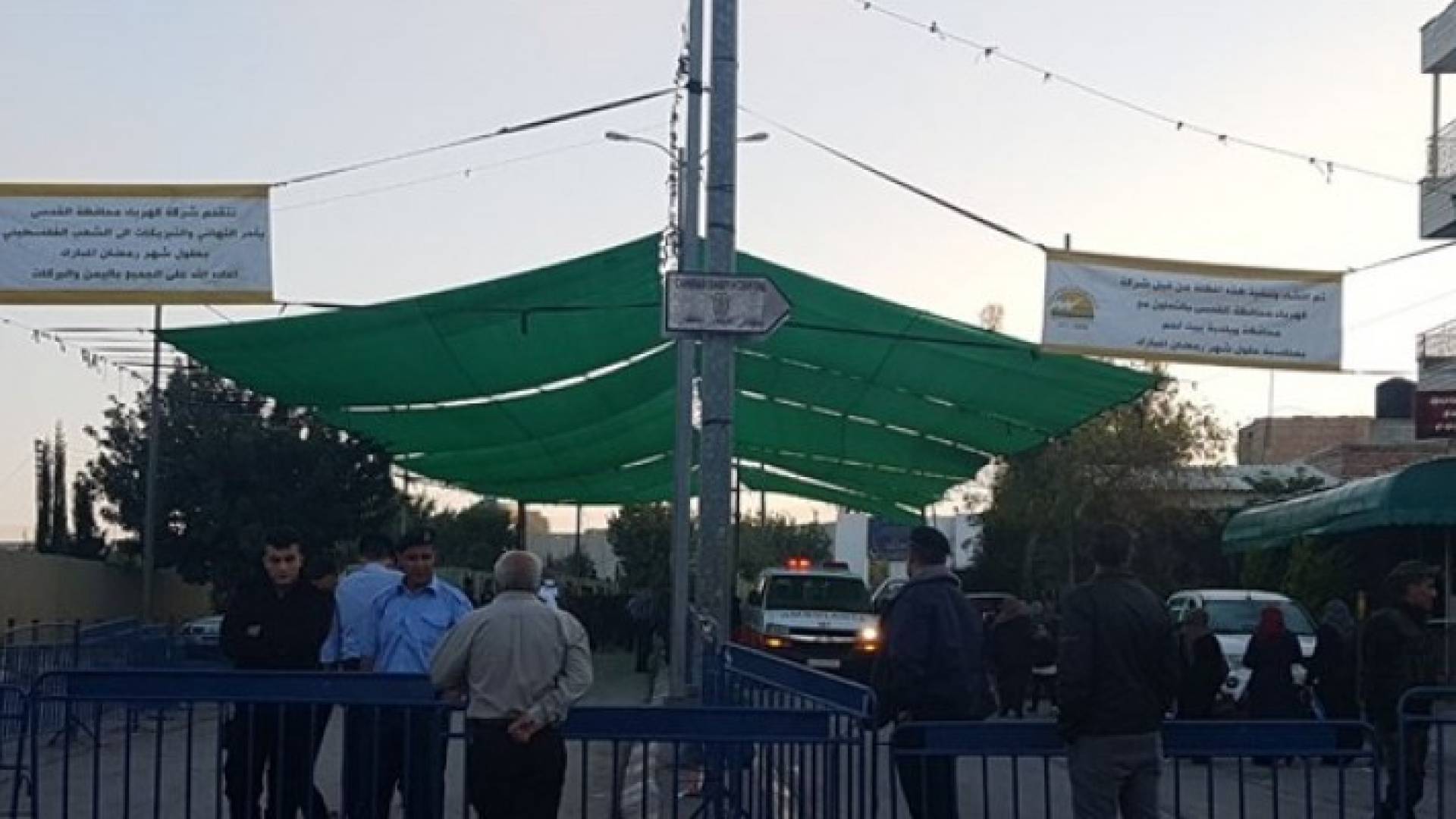 الالاف يتوجهون لصلاة الجمعة الاولى من رمضان بالاقصى