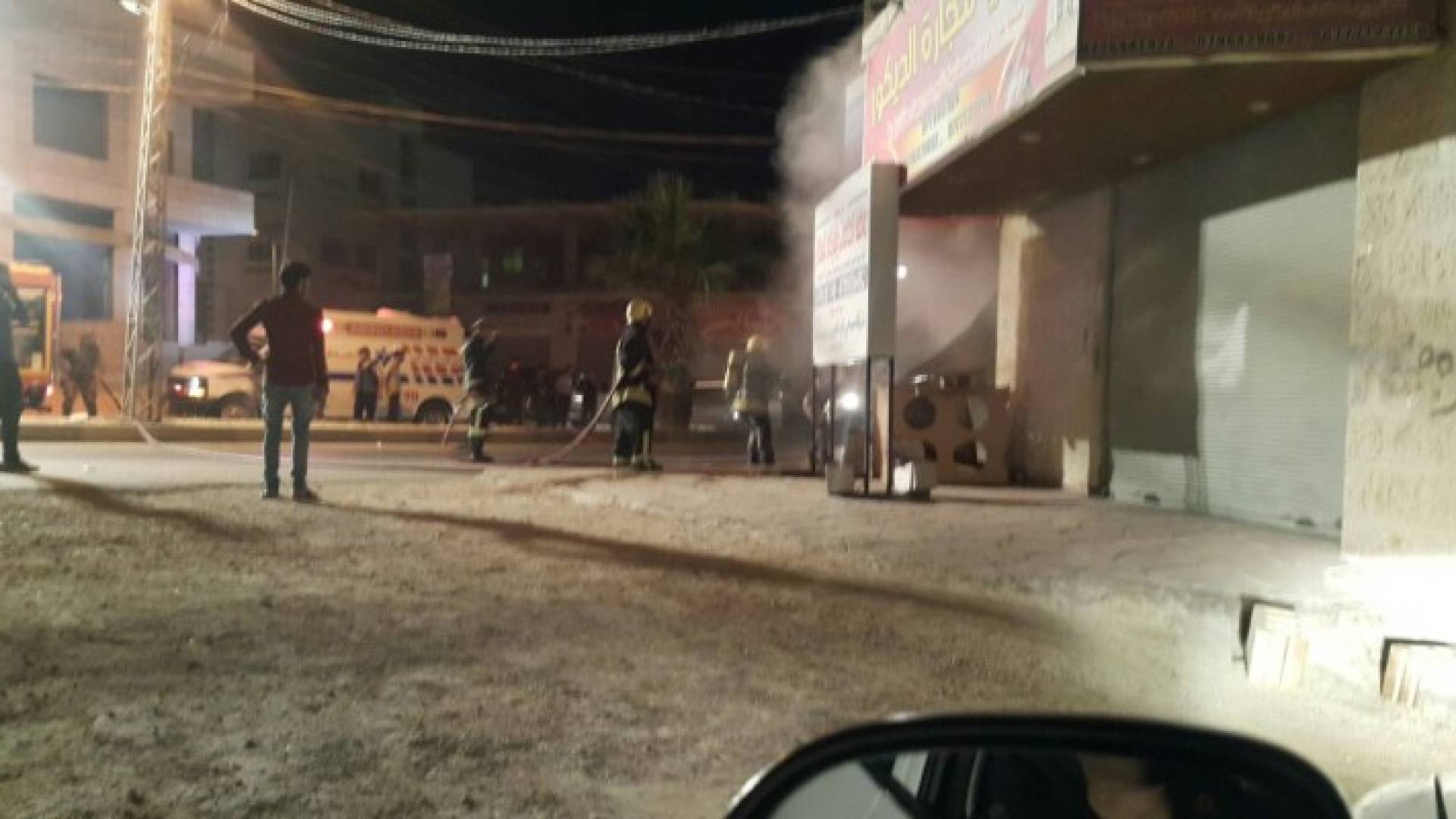 حرق محال تجارية في الصريح