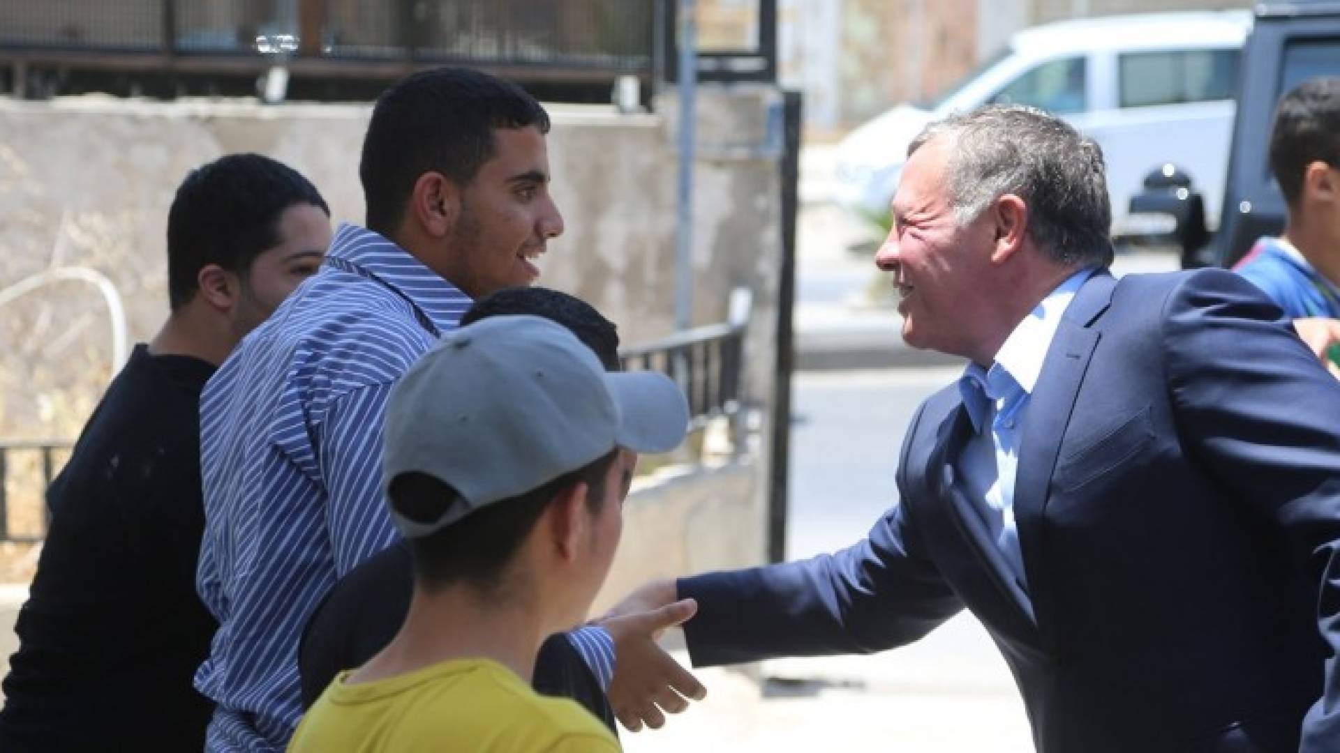 الملك يقوم بزيارة مفاجئة لمركز التأهيل والتشغيل المهني للمعاقين في الرصيفة