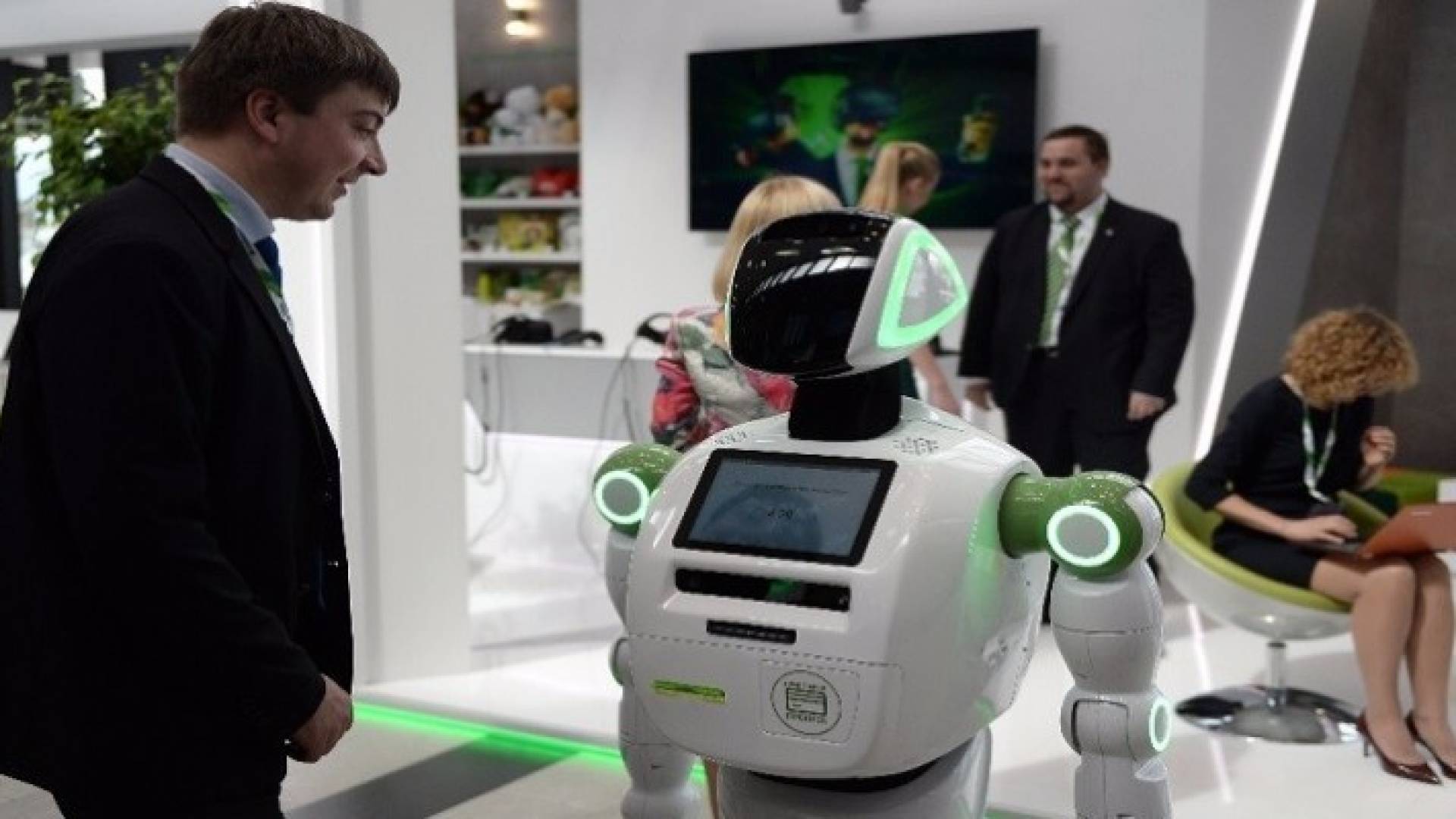 روبوت "كيبيرنيتيك"