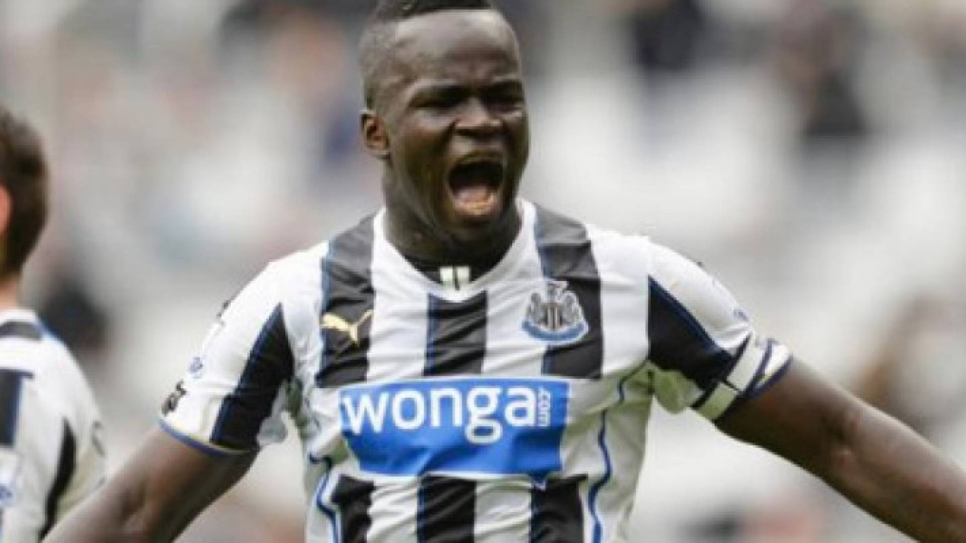 اللاعب الإيفواري شيخ تيوتيه