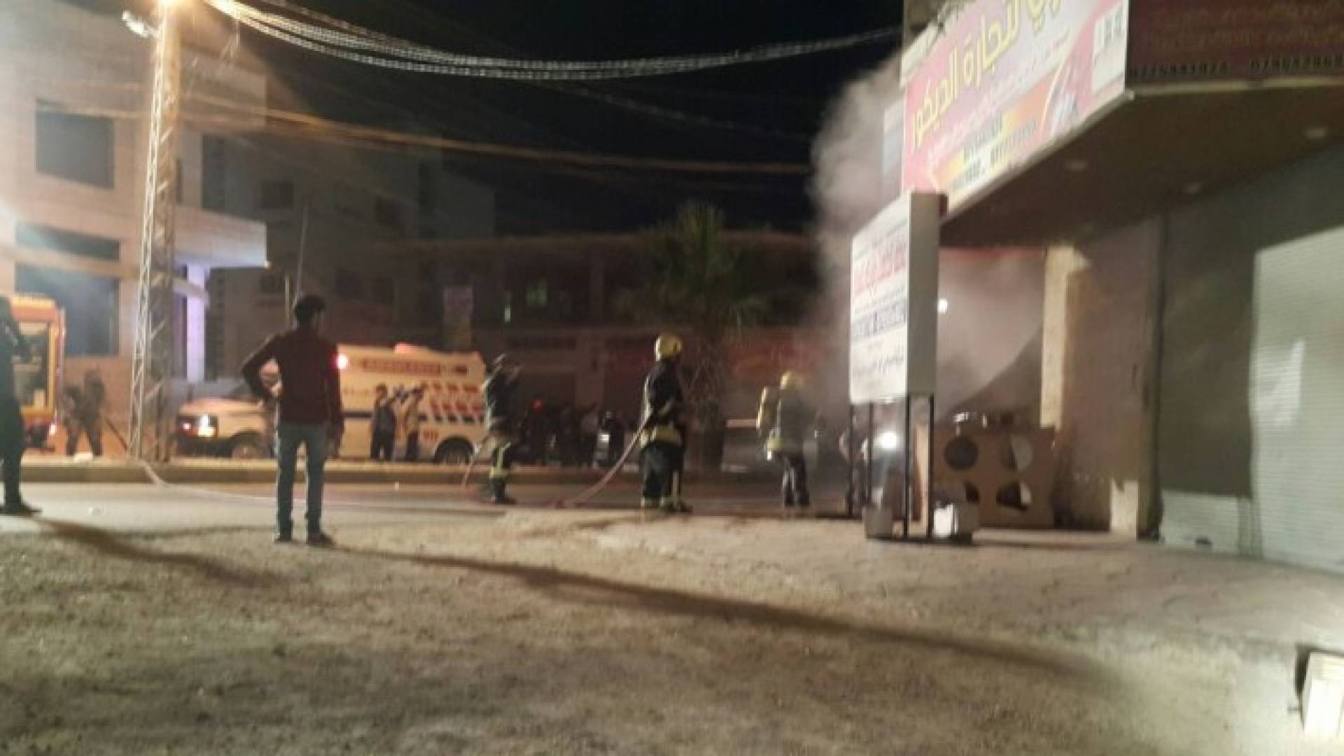 حرق محال تجارية في الصريح - أرشيفية 