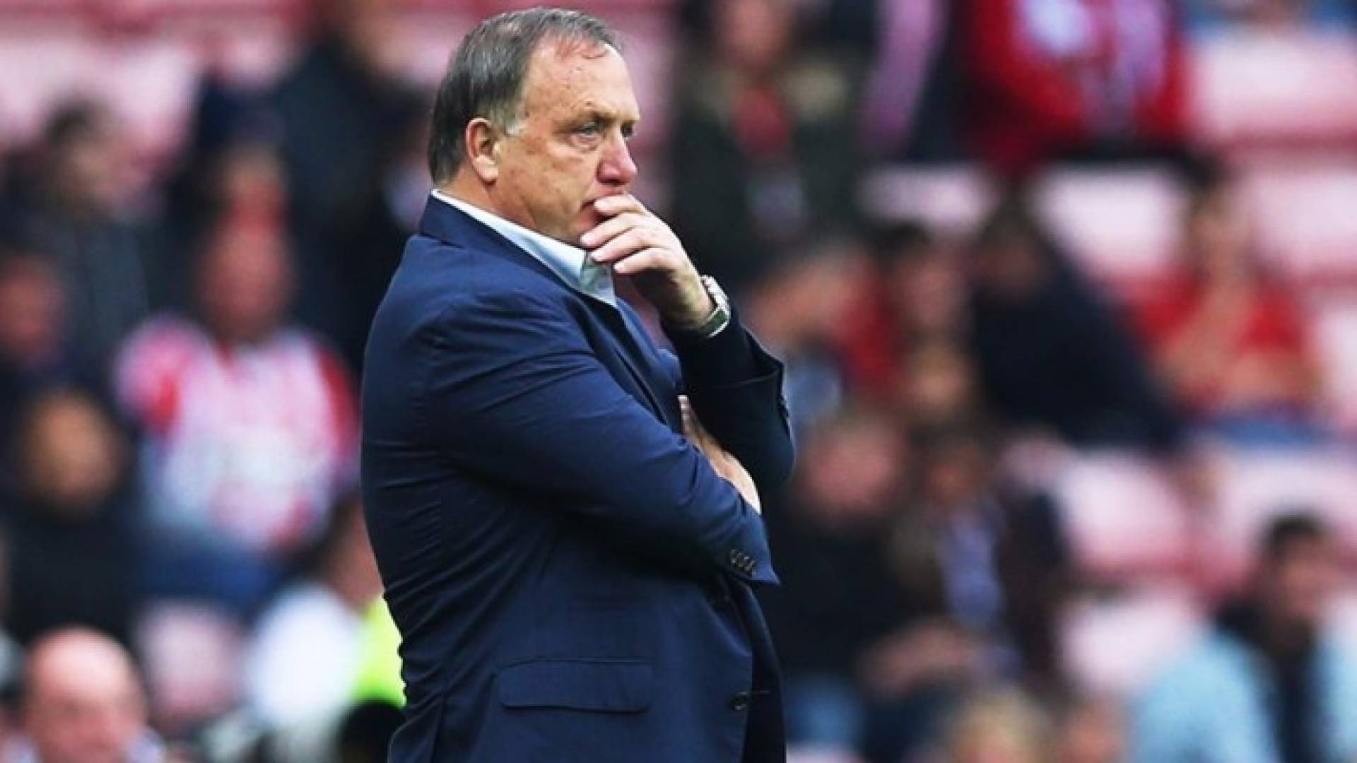 ديك أدفوكات مدرب هولندا