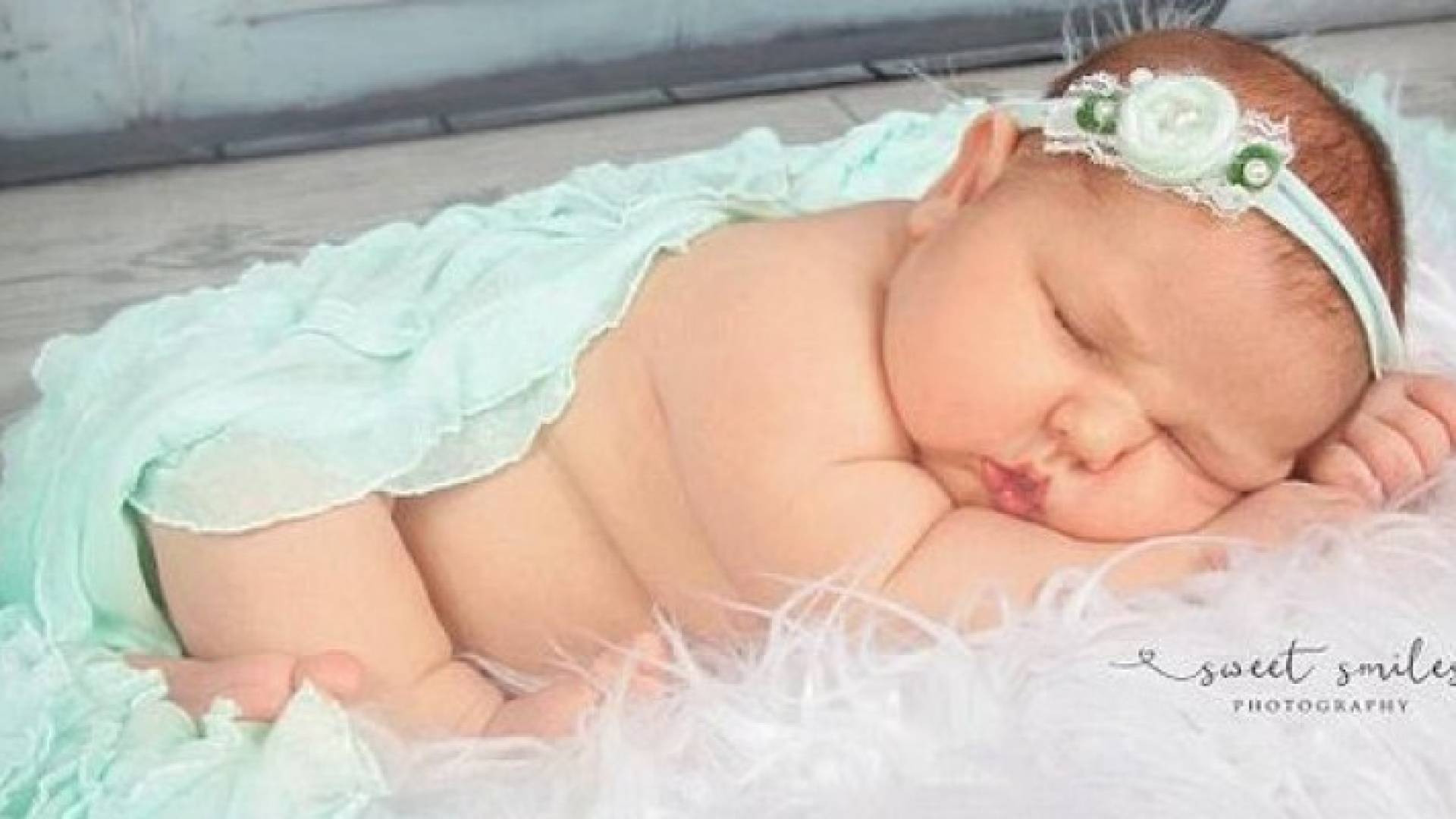 المولودة الضخمة