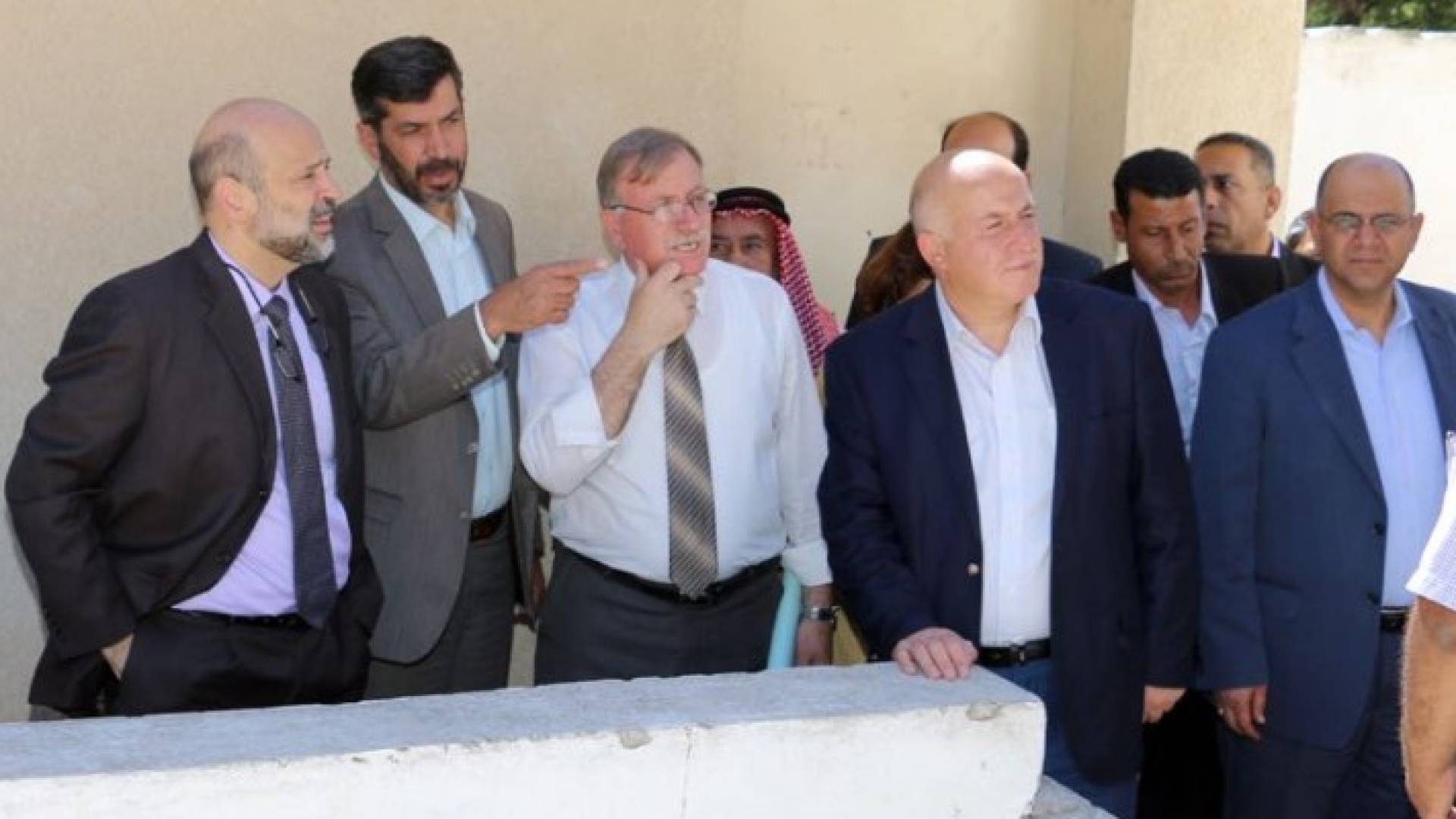 من خلال الجولة