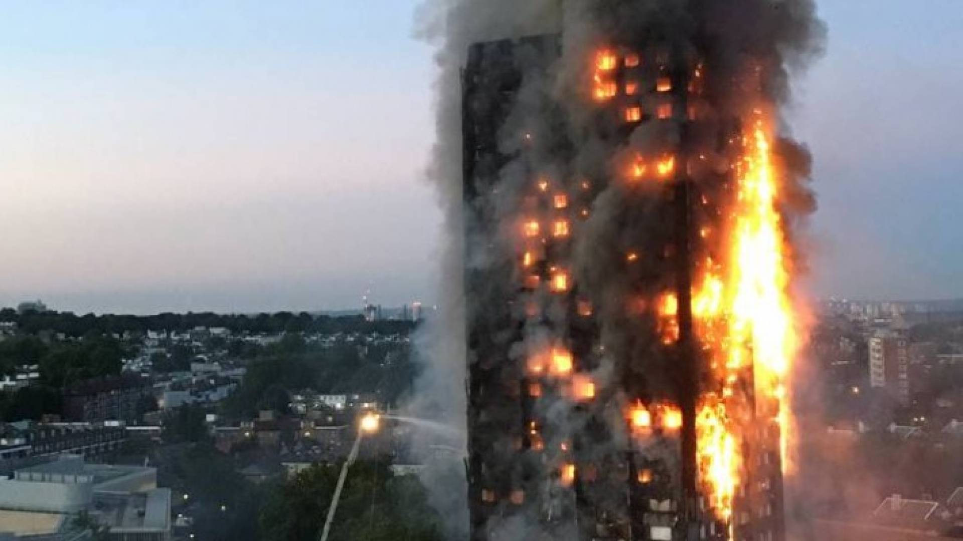 صورة من الحريق