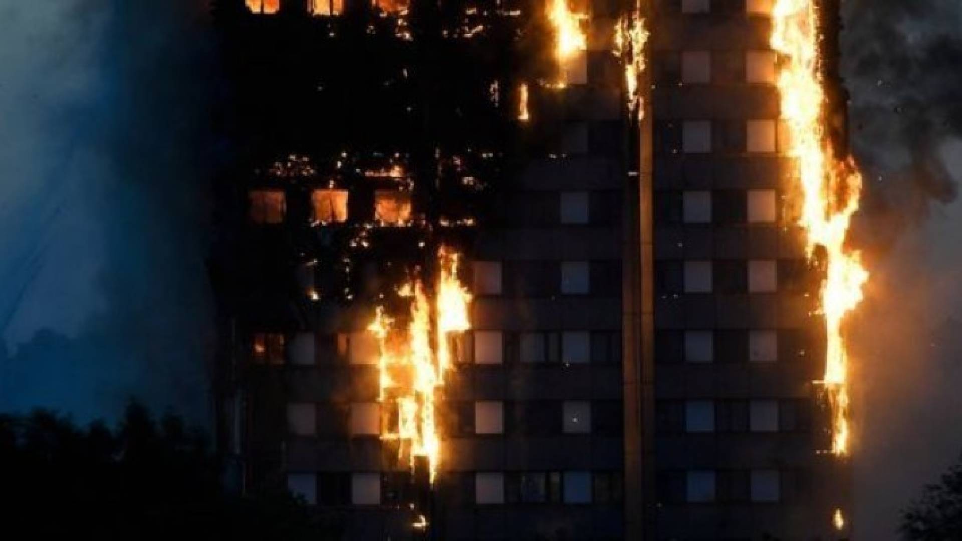 صورة من الحريق