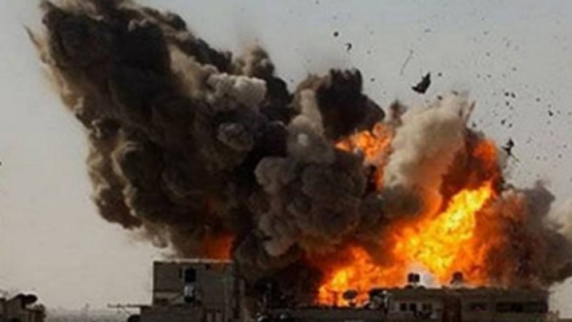 ارشيفية لقصف في الموصل