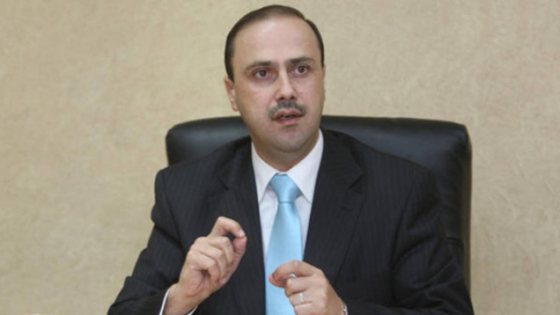 وزير الدولة لشؤون الإعلام الدكتور محمد المومني