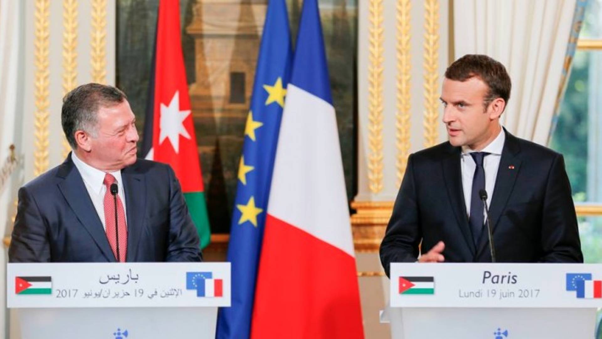 صورة خلال اللقاء