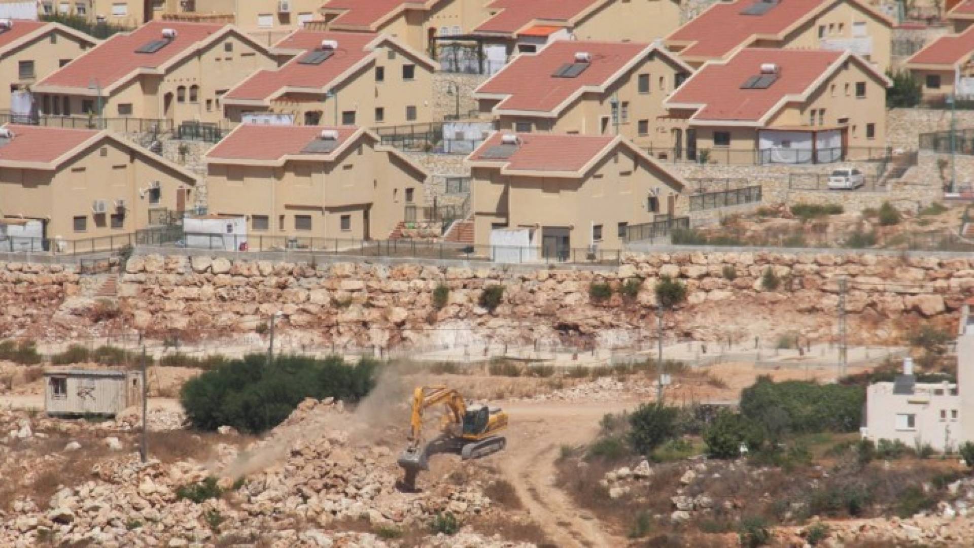 احدى المستوطنات