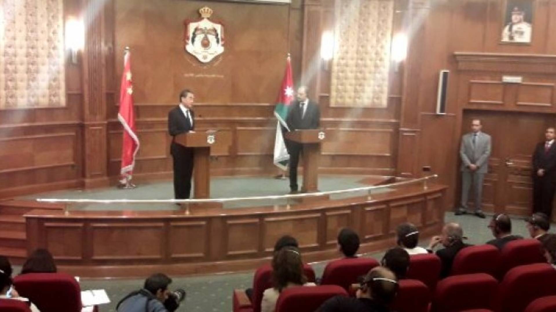 جانب من المؤتمر 